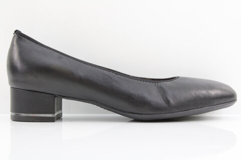 ara Pumps