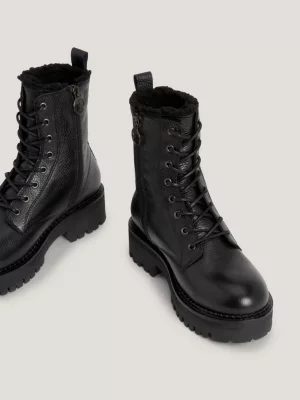 Botas urbanas de couro forrado e quente com cadarço