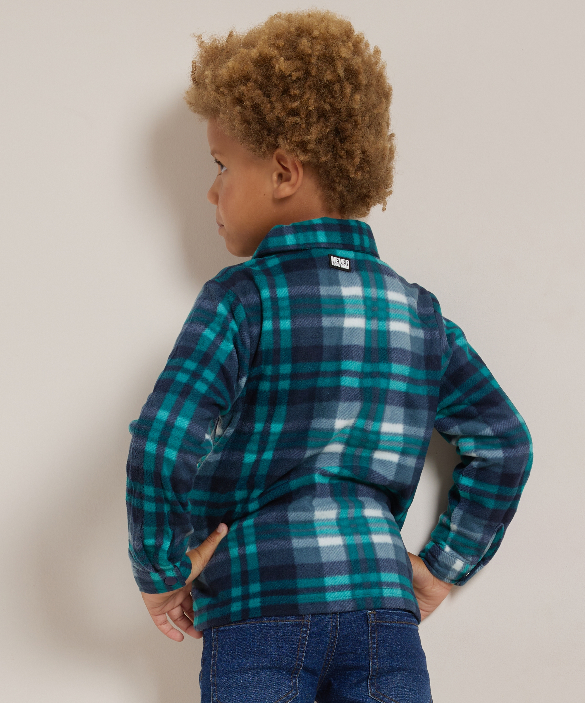 fleece overshirt met knopen