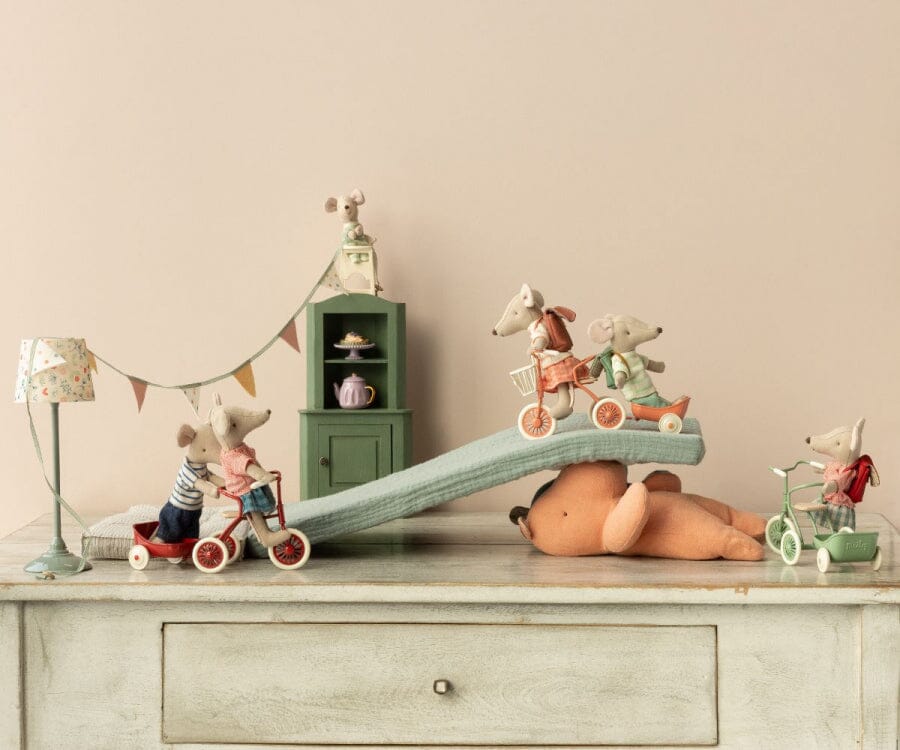 Maileg Tricycle Mouse, Big Sister coral