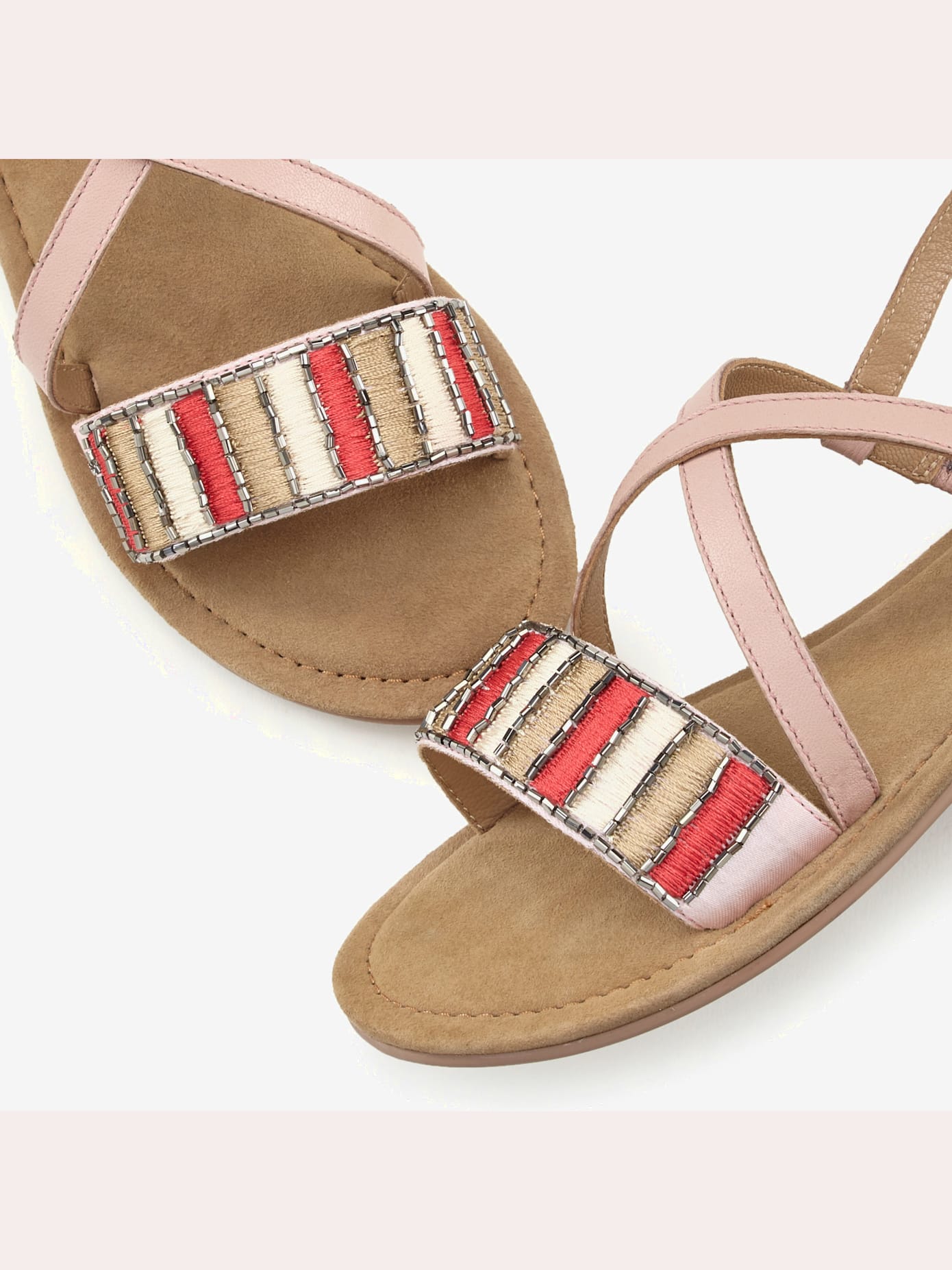 Sandales petites brides raffinées