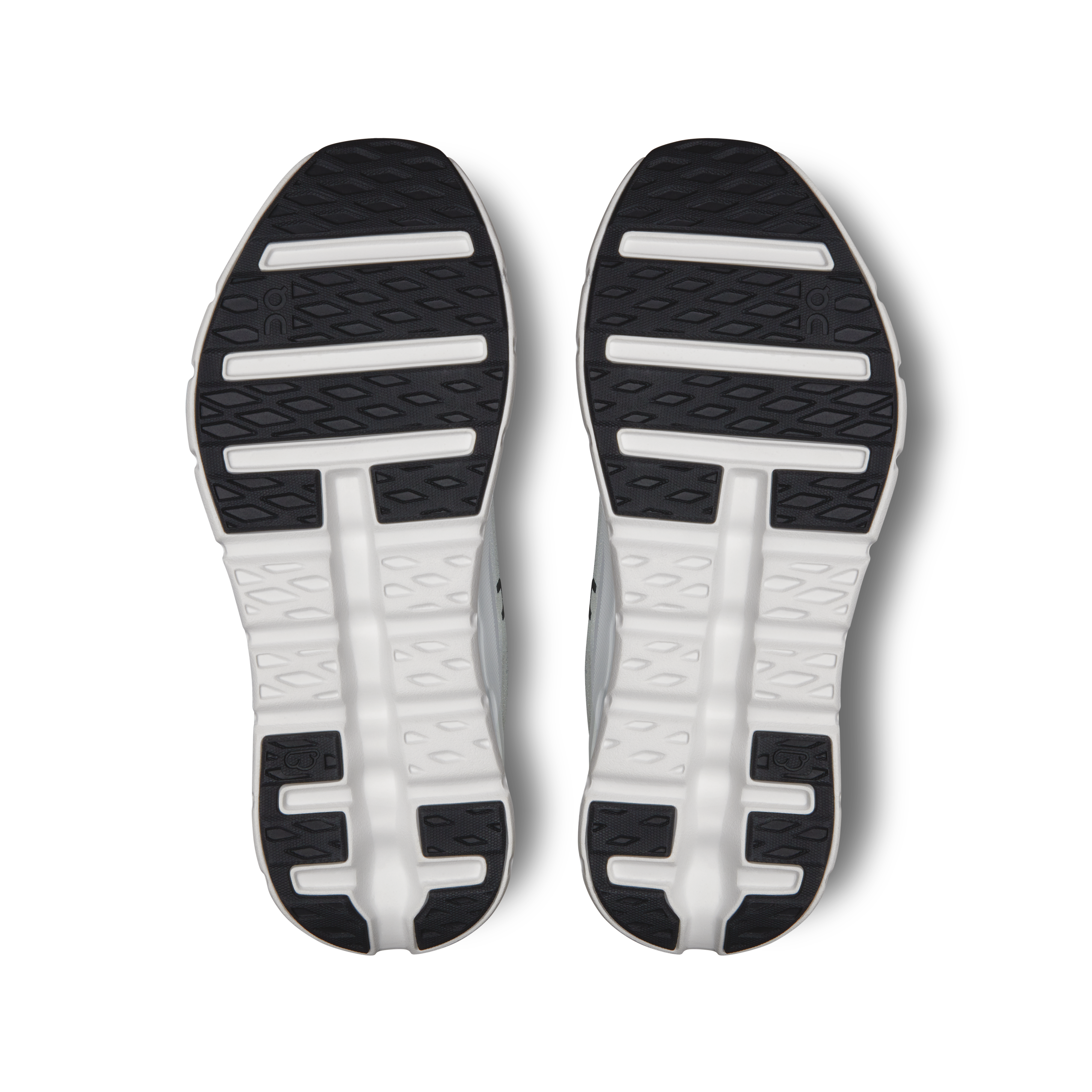 Cloudtilt Black | Ivory
