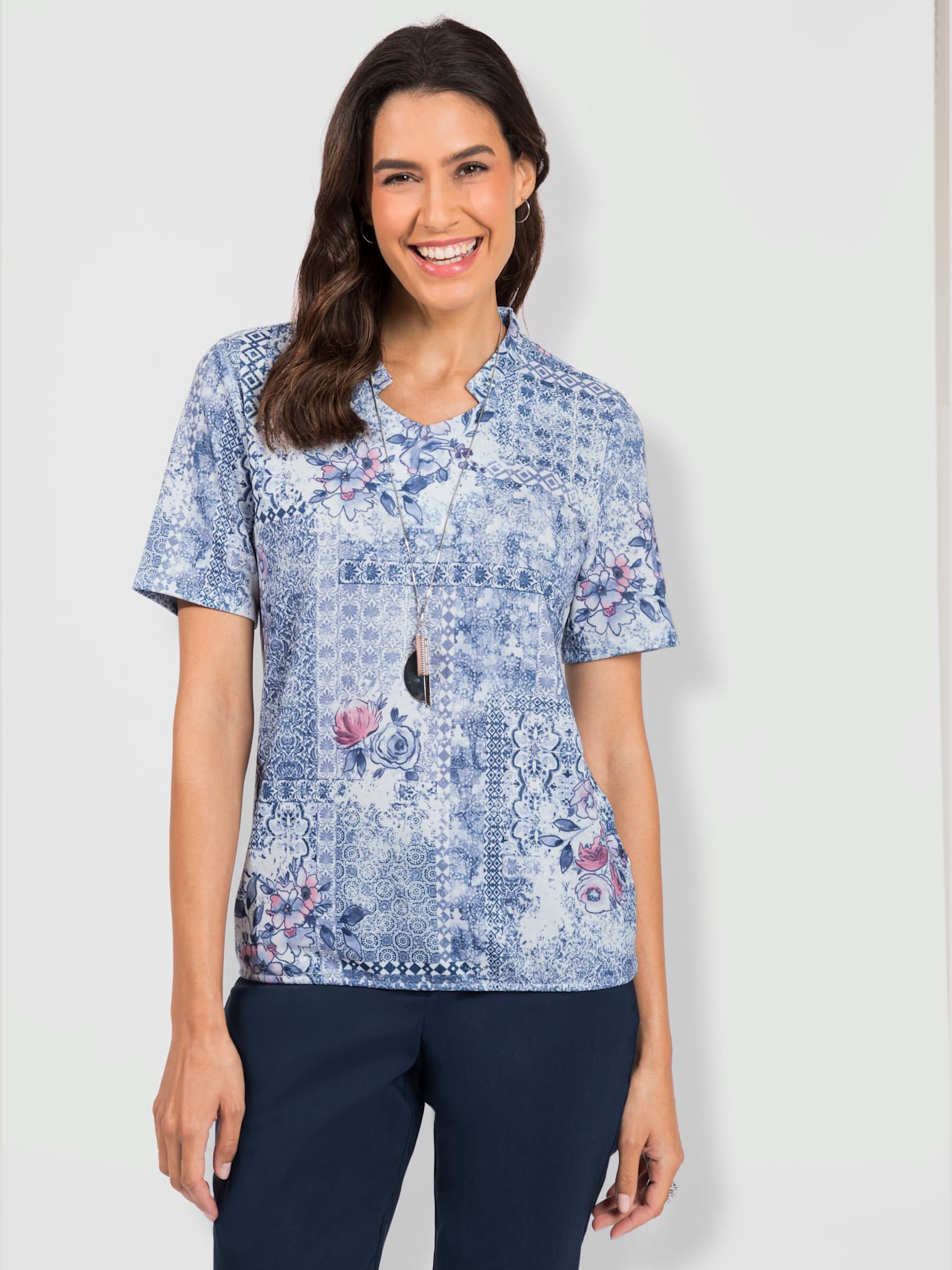 T-shirt encolure raffinée