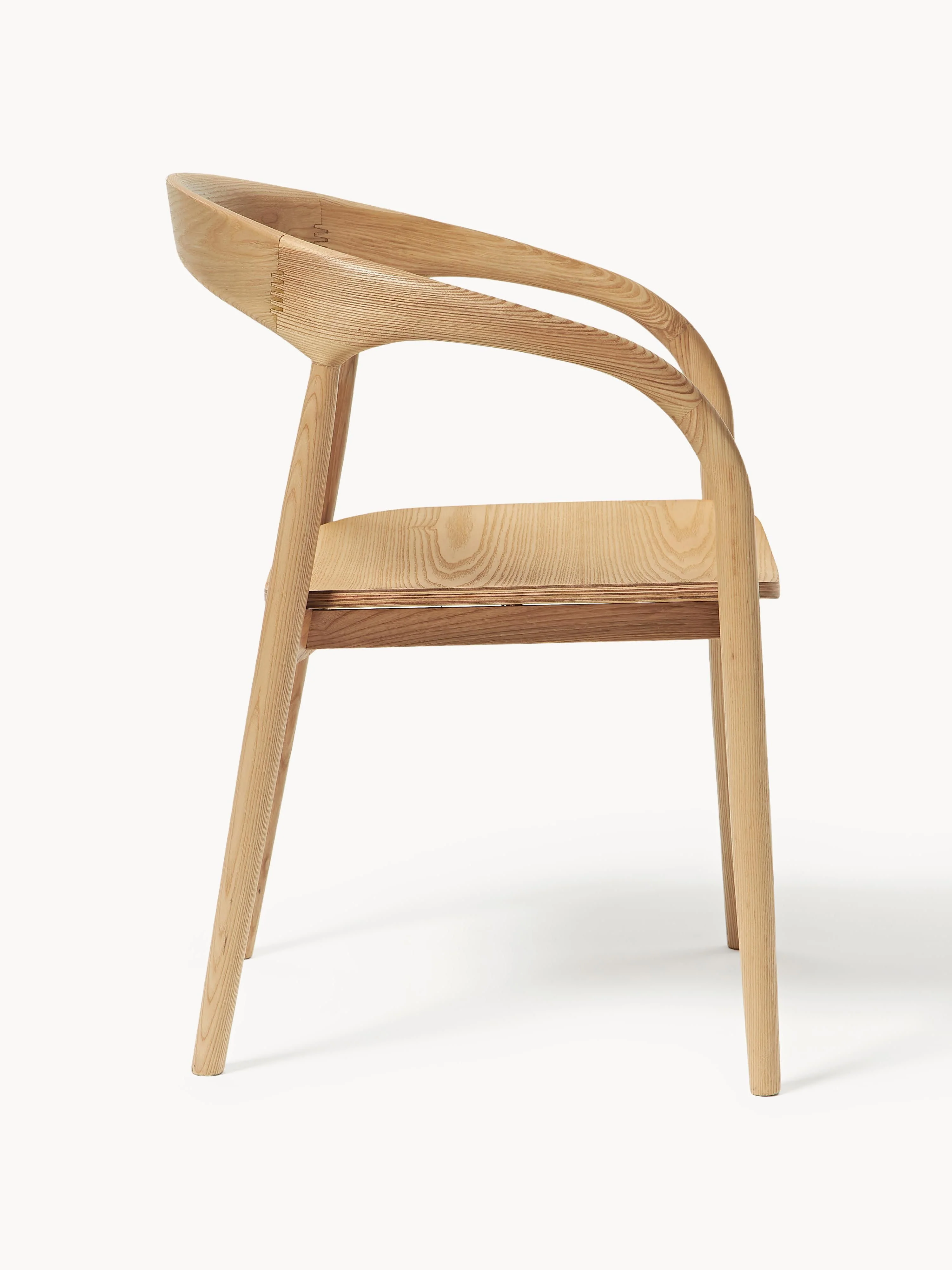 Armstoel Camille van essenhout