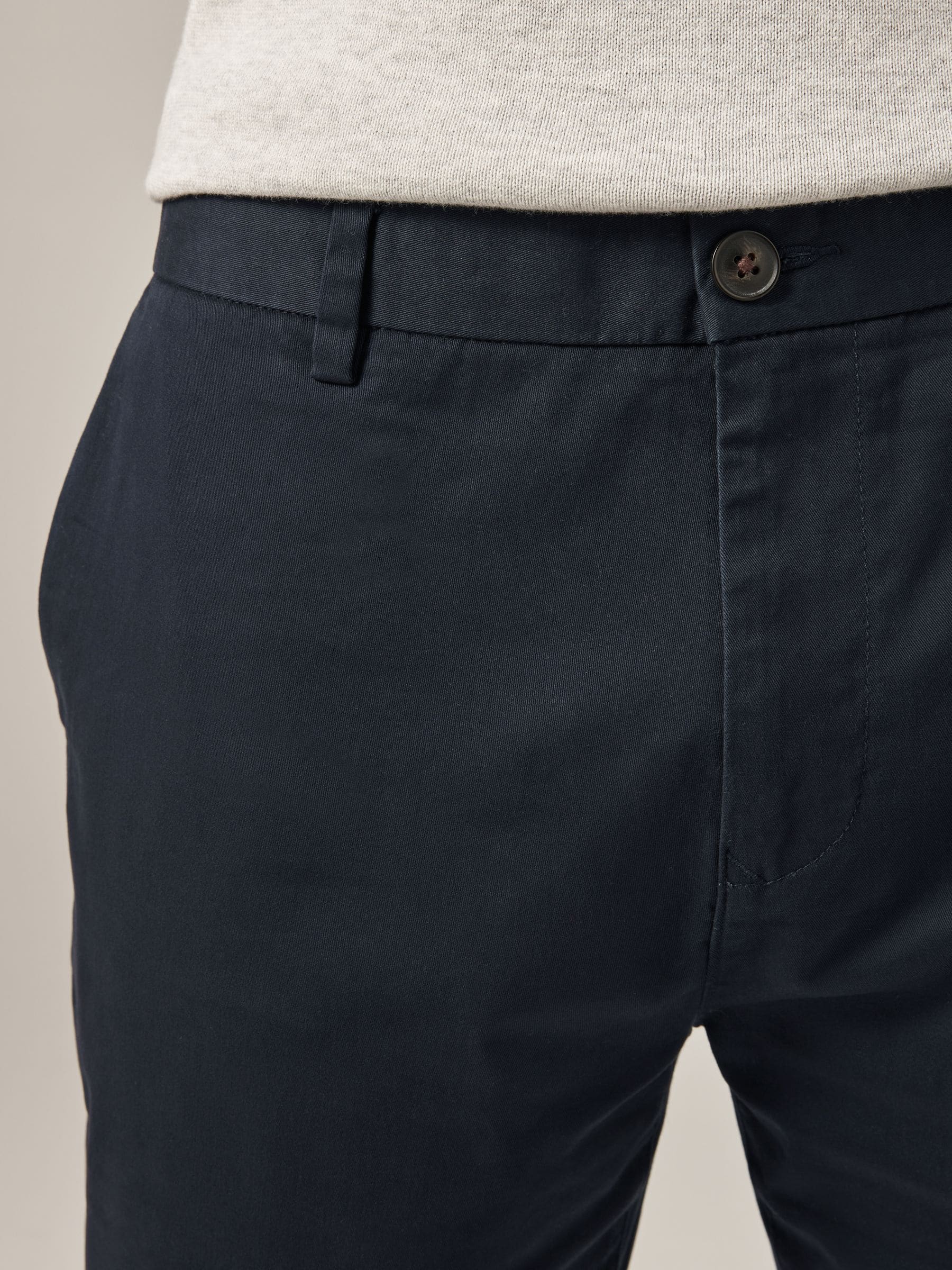 Donkerblauw - Slim Fit - Chinoshort met stretch