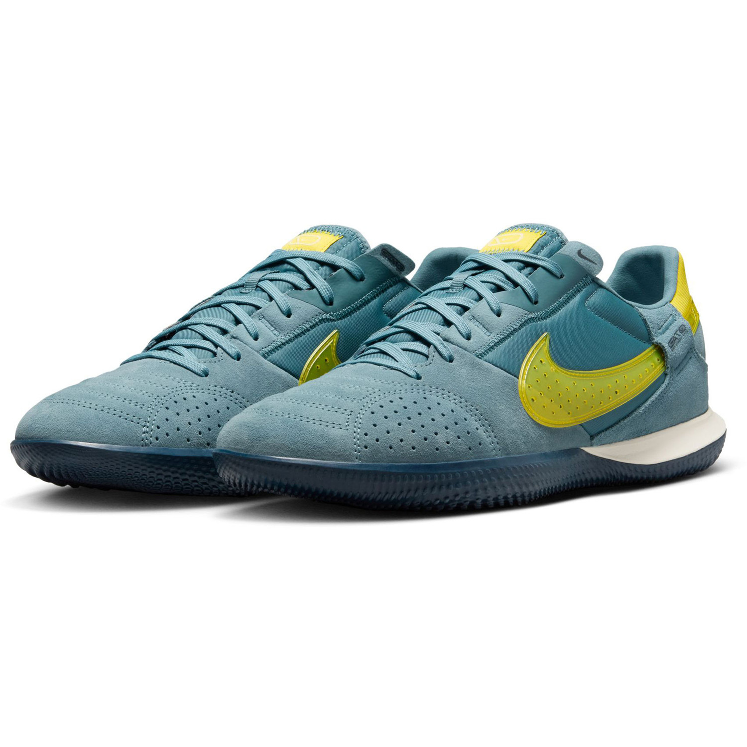 Nike Street Gato