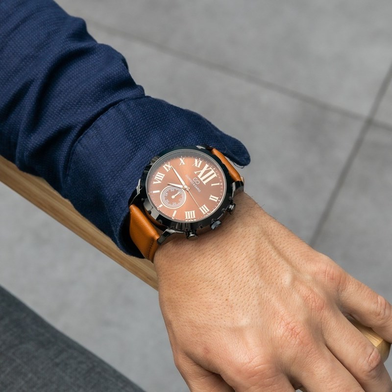 Très Belle Montre Homme Marron GIORGIO