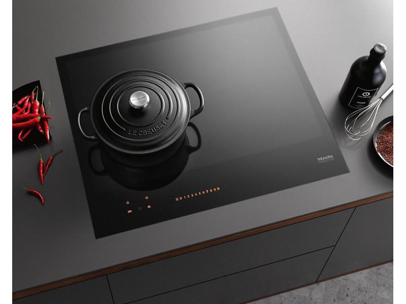 Miele Induktionskochfeld KM 7667 FL Aufliegend/Flächenbündi Induktion-Kochfeld mit 4 Herdplatten