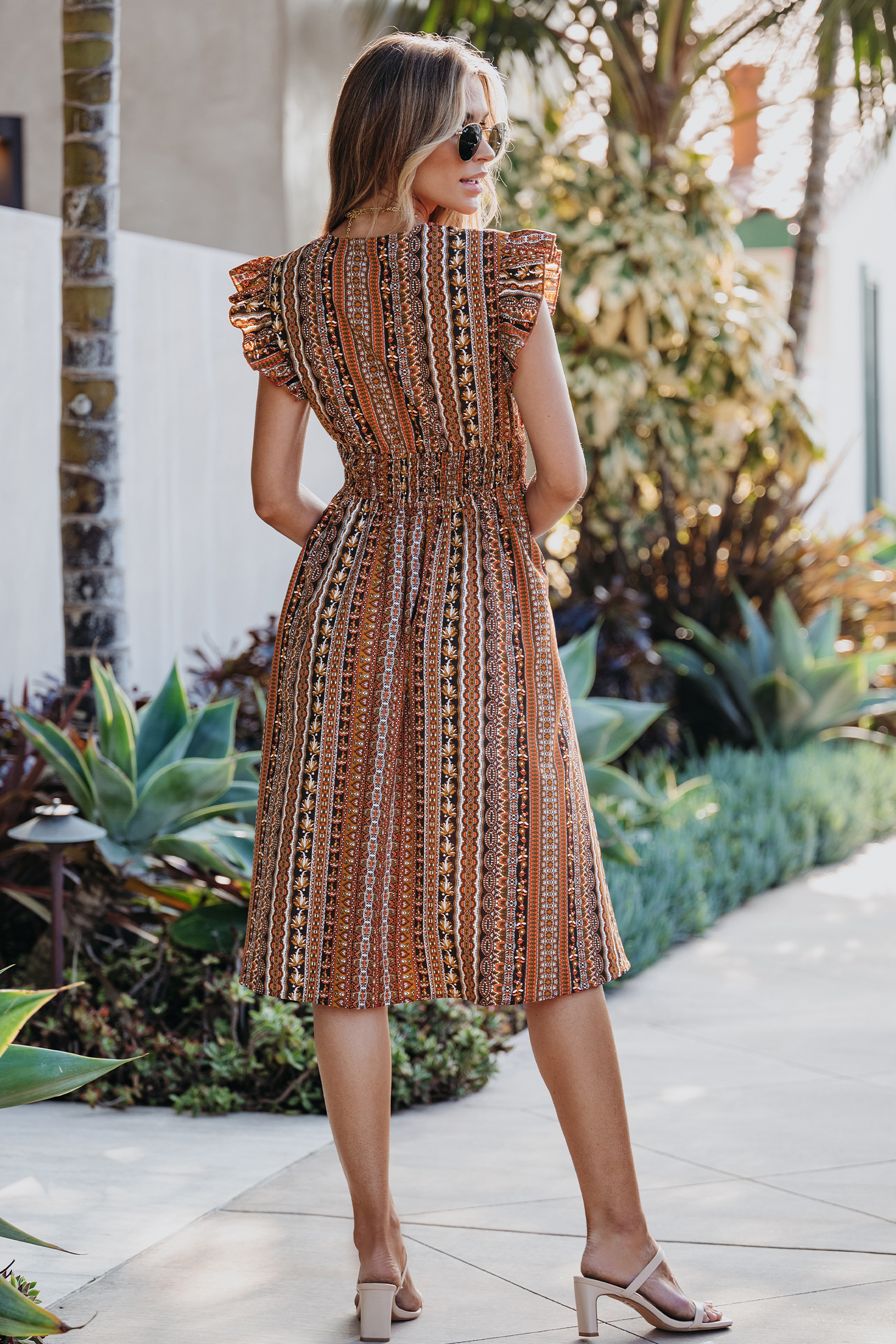 Robe midi romantique avec manches à volants boho