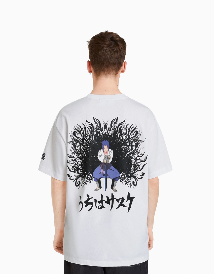 Camiseta de manga curta com estampa Naruto e modelagem quadrada