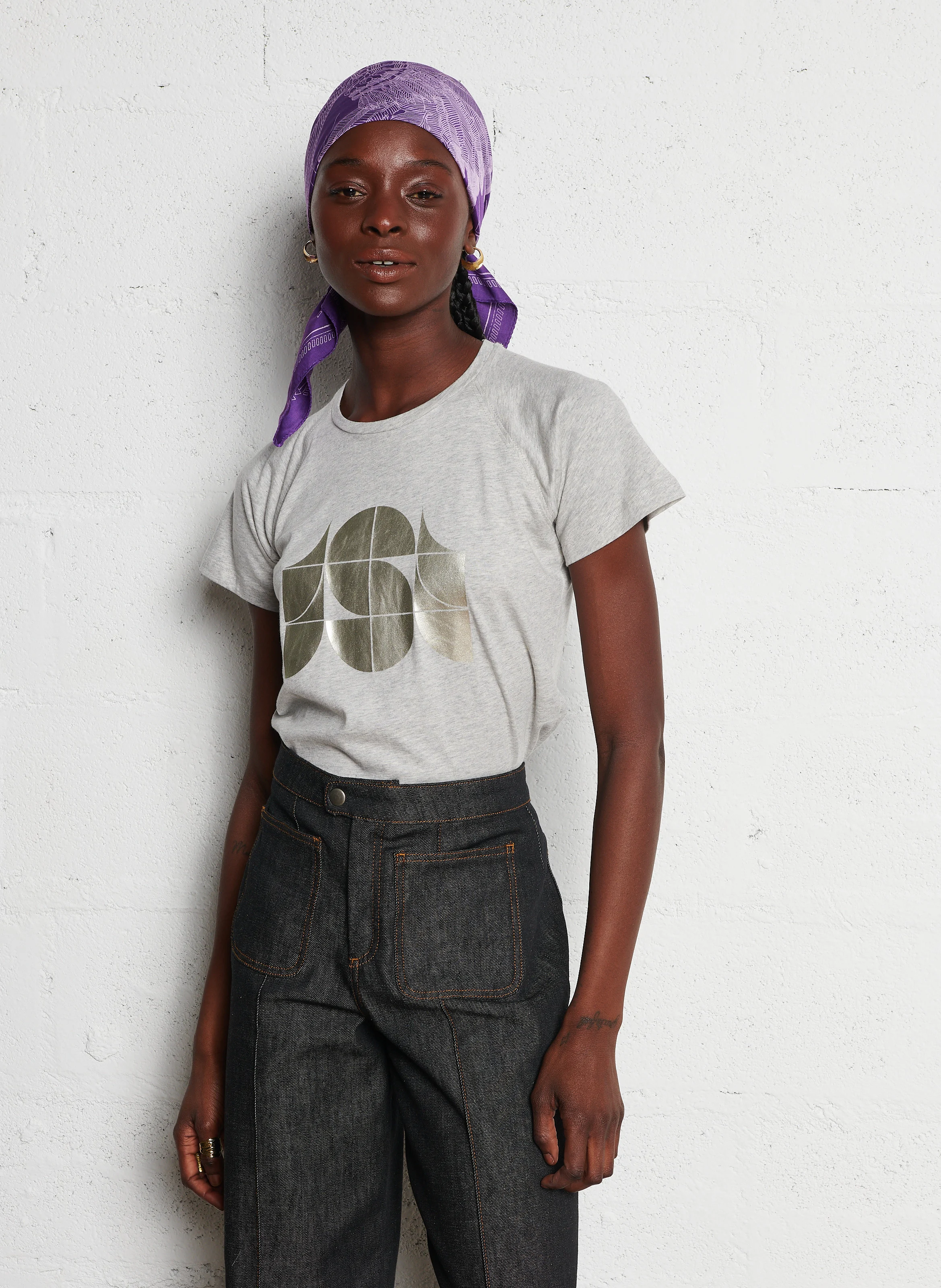 VAL - Tee-shirt col rond droit en coton bio sérigraphié | Gris
