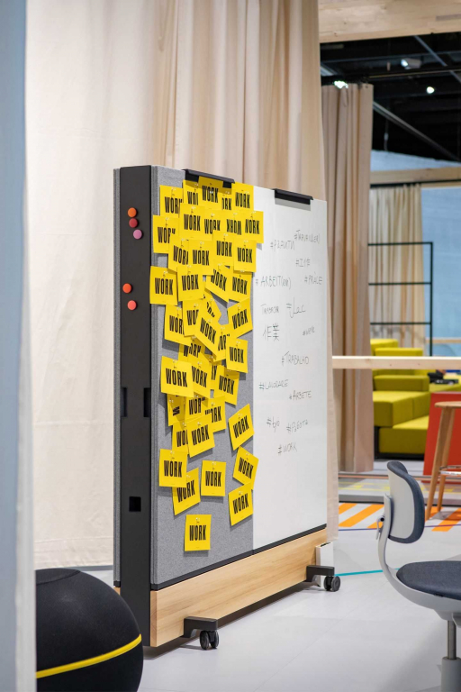 Vitra Rookie bureaustoel low yellow/pastel green, grijs onderstel