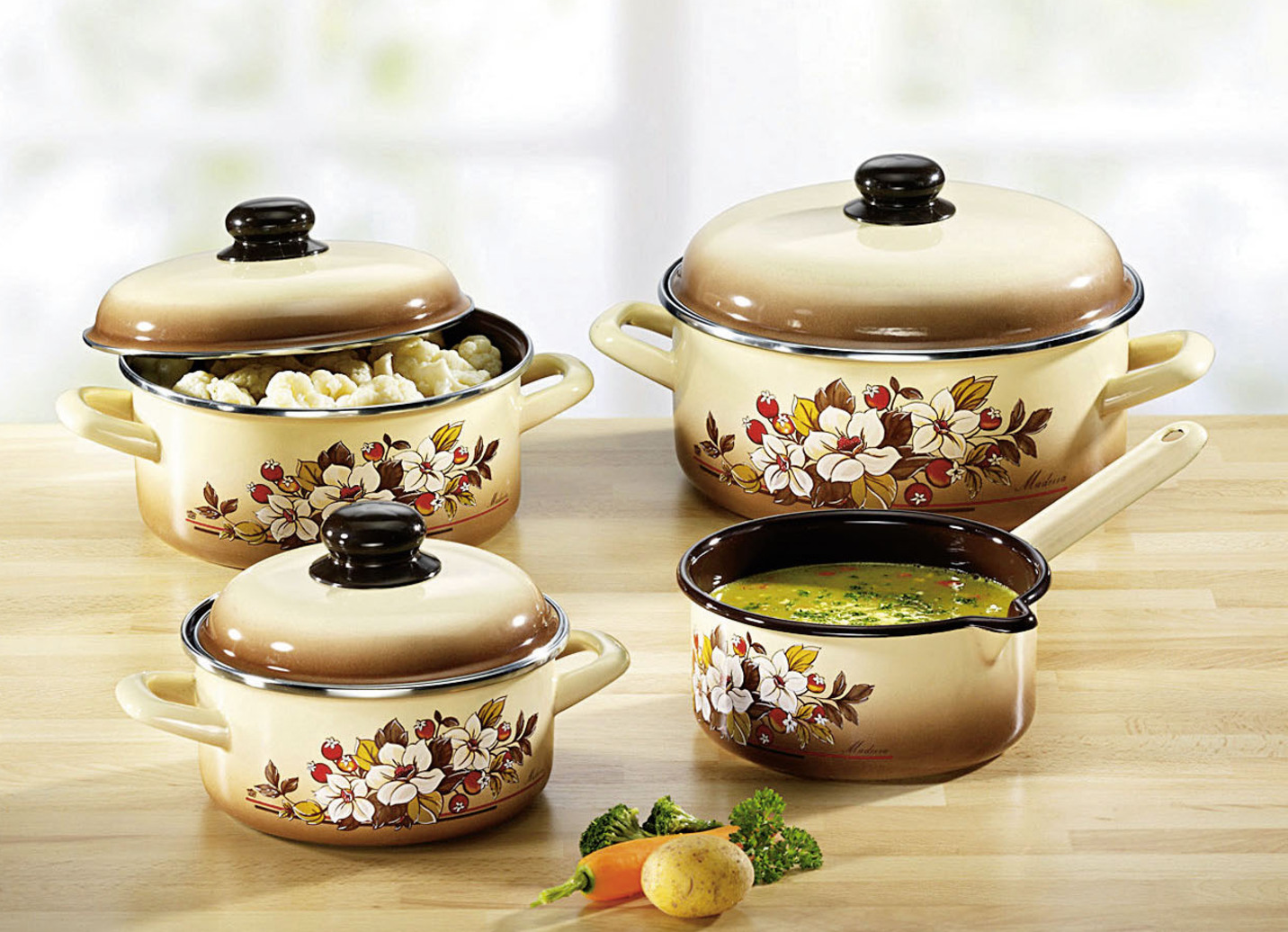 Topf-Set, 7-teilig aus Stahl-Emaille