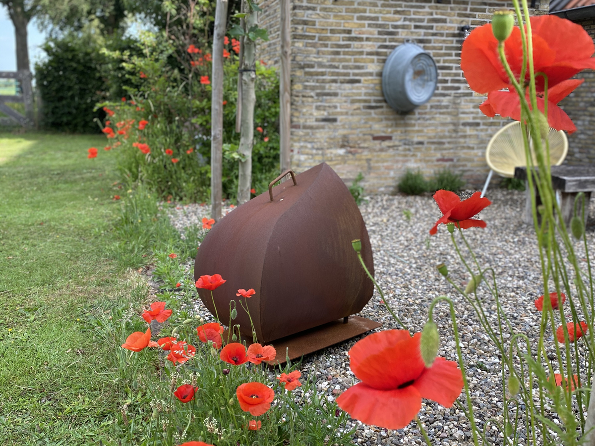 Magma Corten tuinhaard met vonkenvanger