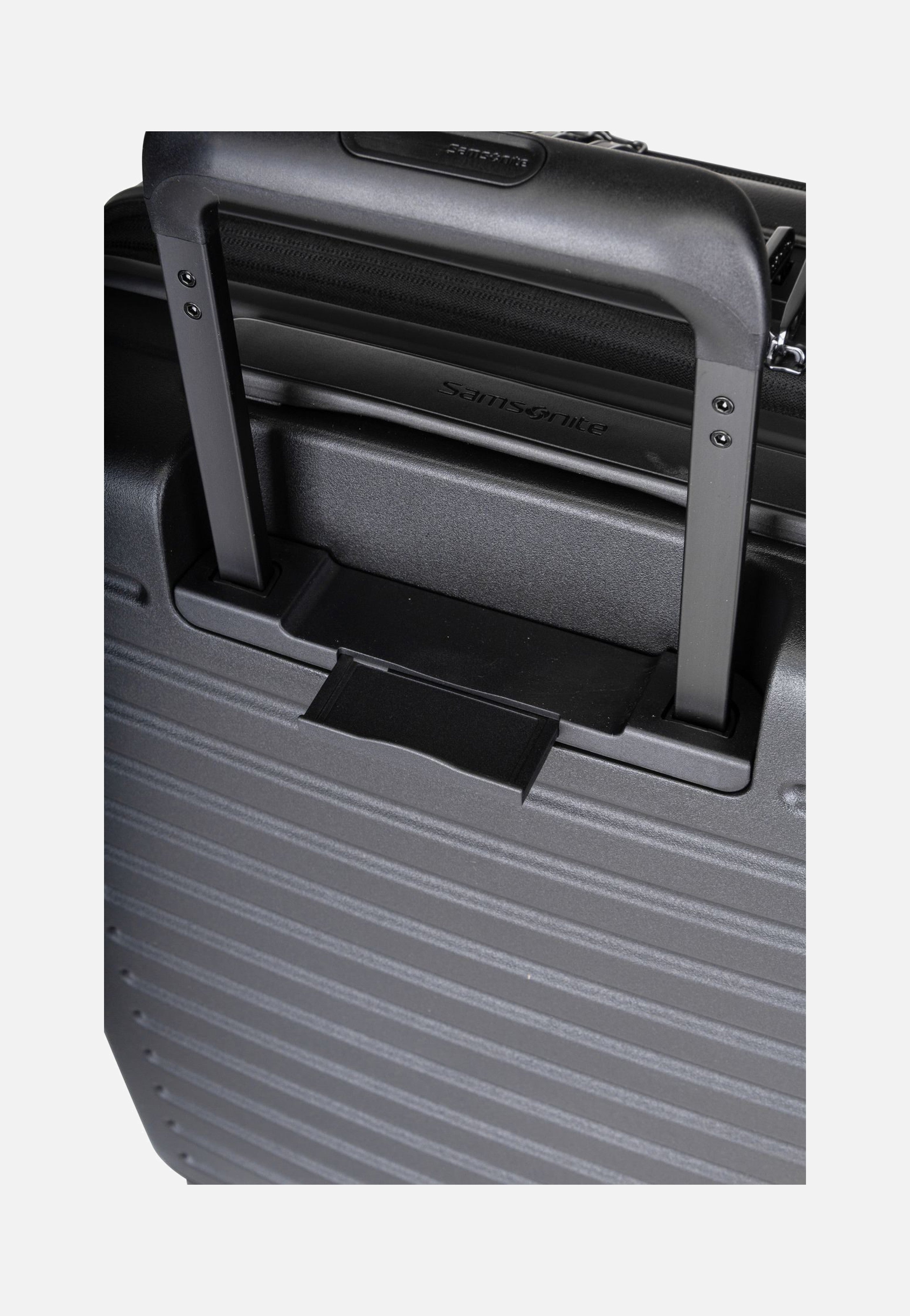 RestackD Spinner 55 EXP Easy Access Black - Koffer