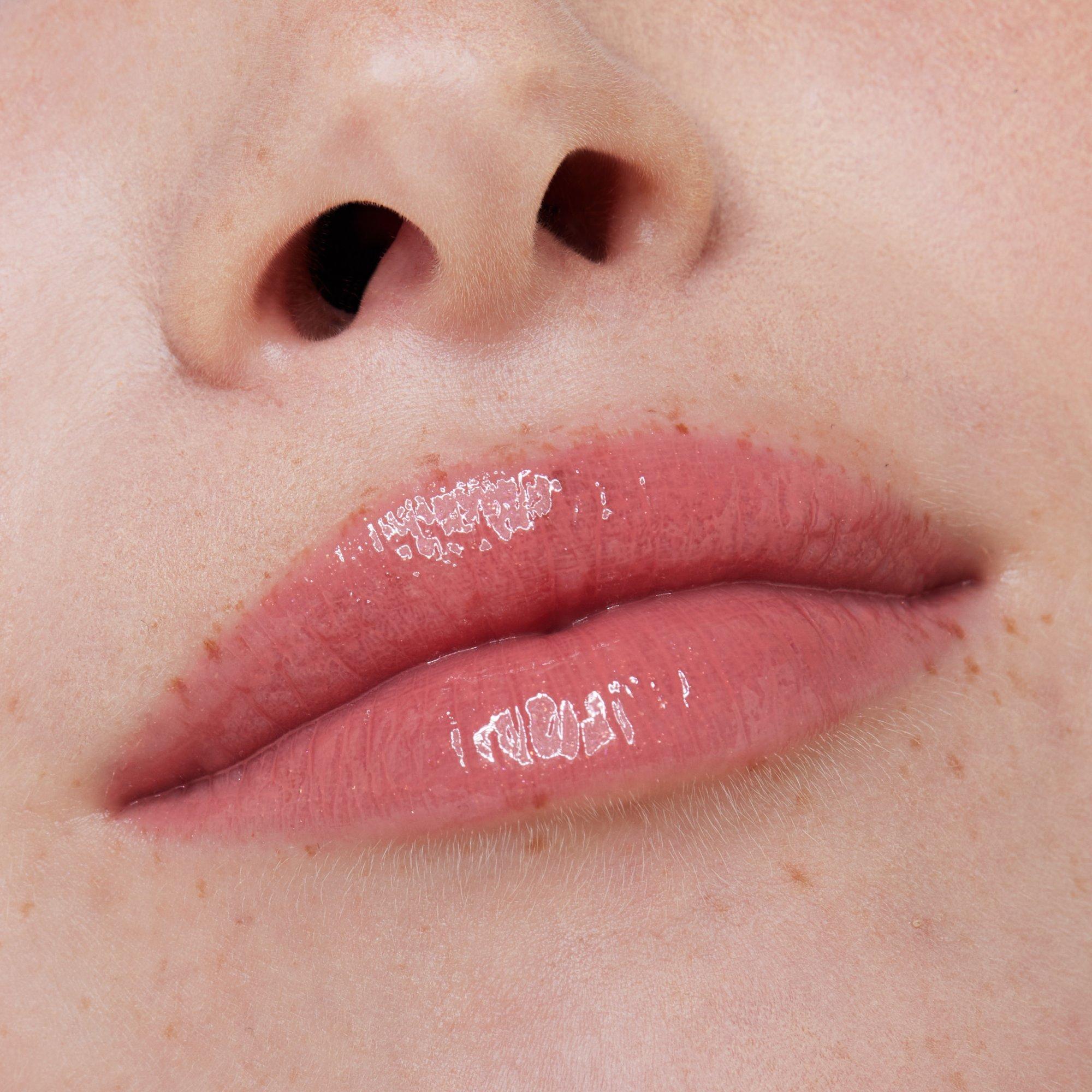 what the fake! PLUMPING LIP FILLER