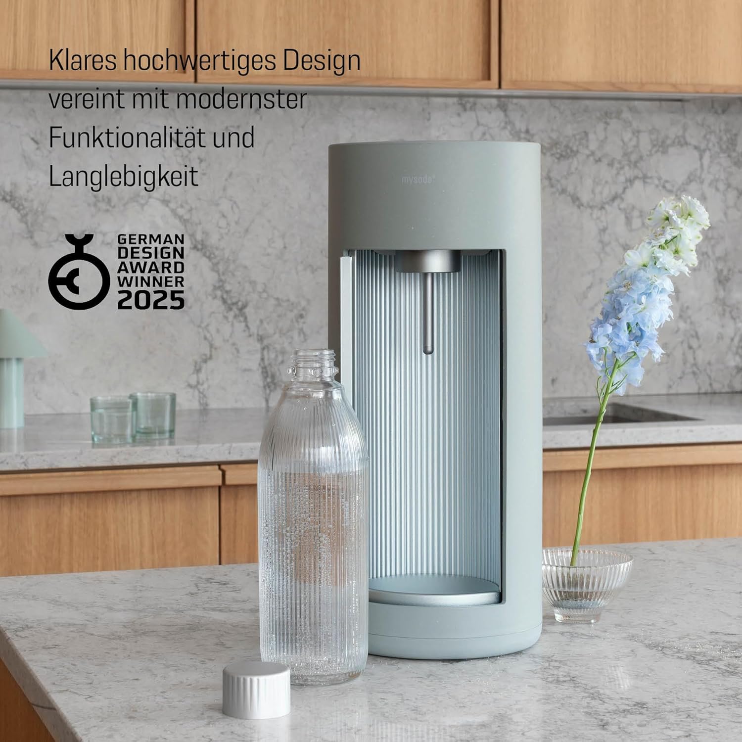 Mysoda: Stilvoller Glassy Wassersprudler aus Holzkomposit und Aluminium (ohne CO2-Zylinder) mit 1-Liter-Glasflasche & BPA-freier 1-Liter-Plastikflasche - Salbeigrün (Pigeon)