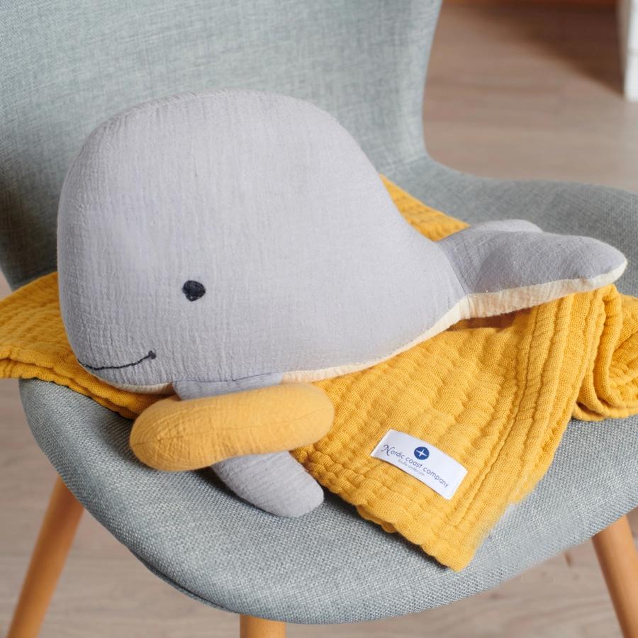 Nordic Coast Company Kuscheltier Musselin Wal Bobby