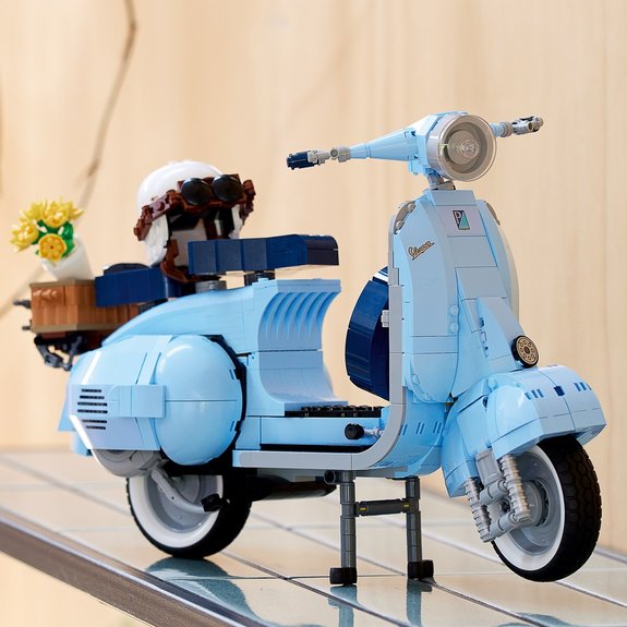 Vespa 125 LEGO ICONS Creator Expert 10298
