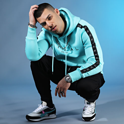 Sweat Capuche A Bandes Avec Broderie 780 Bleu Pastel