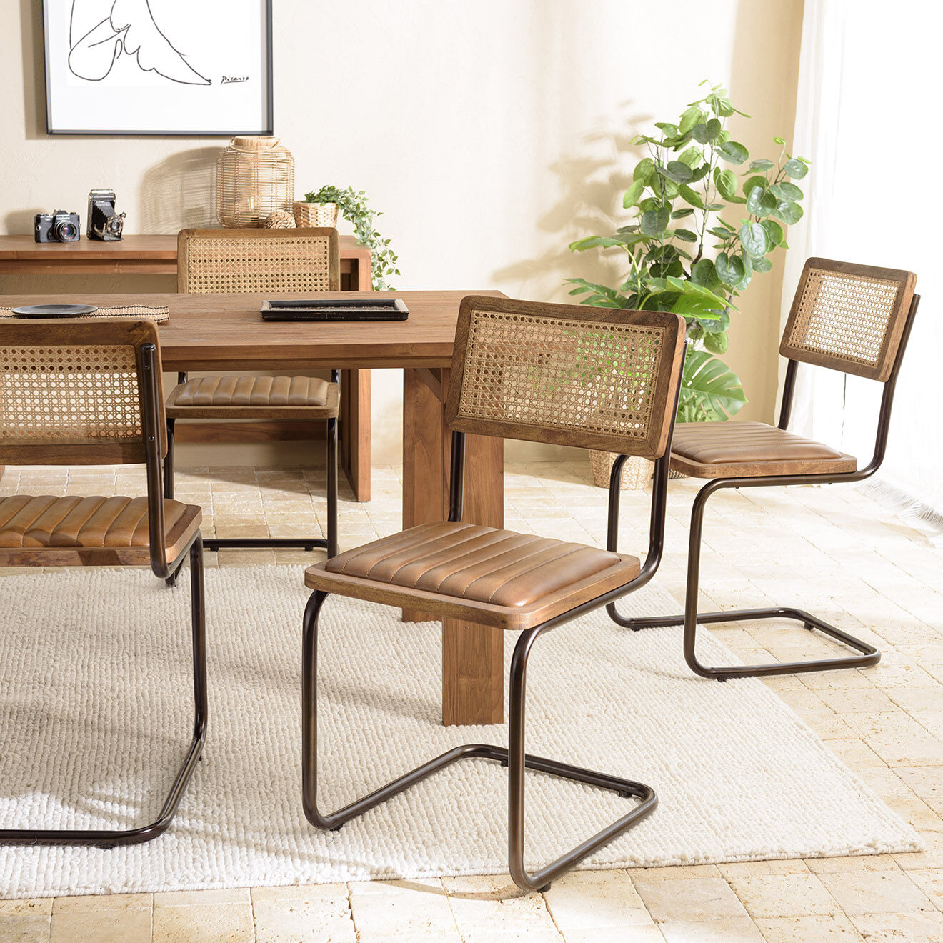 Macabane 2 Chaises en Manguier assise matelassée en Cuir pieds rétro marron - 44x54x89 cm