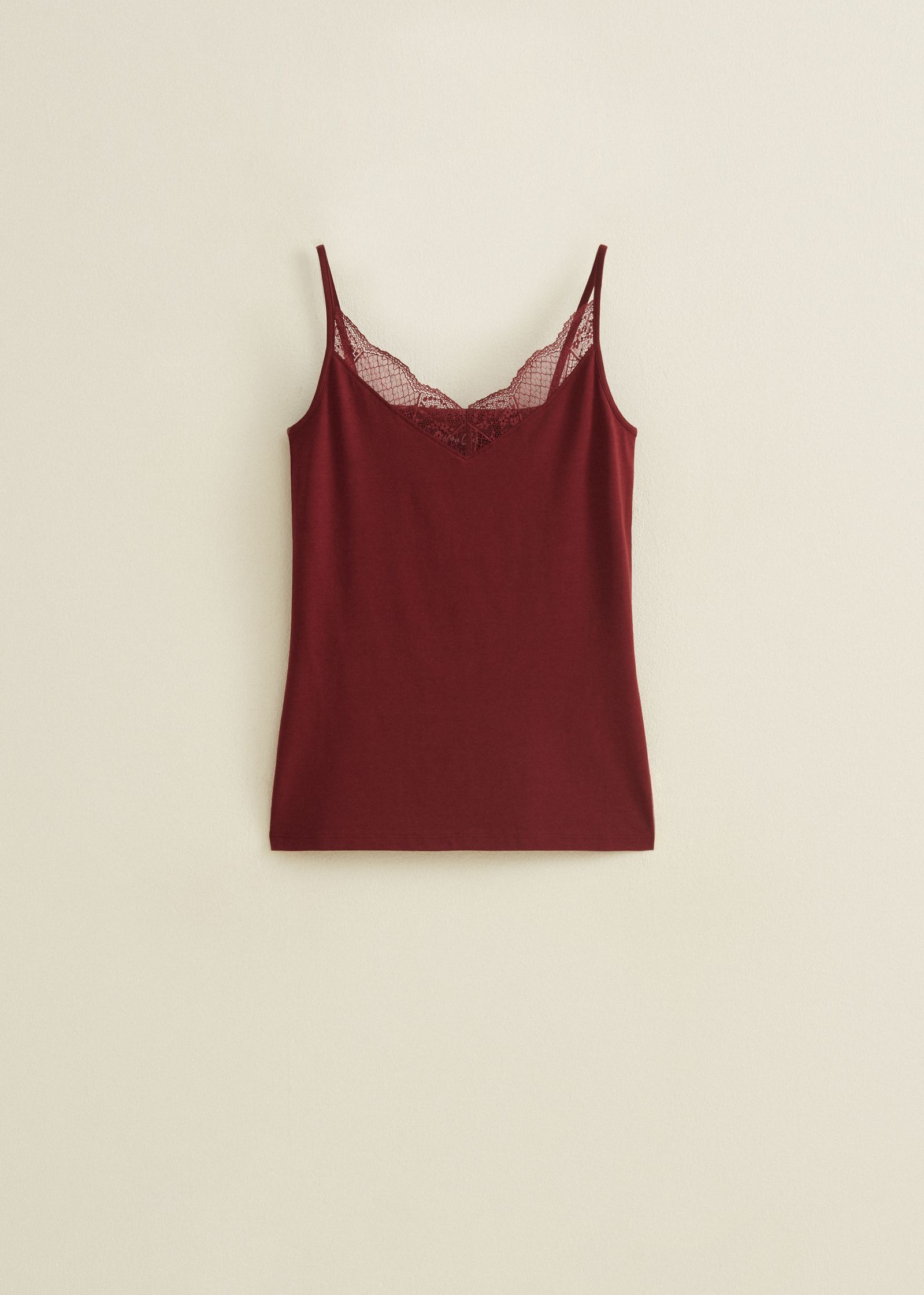 Basic singlet met kant