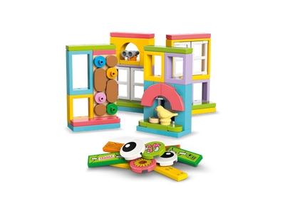 LEGO Boomhut voor de vrienden (42652)