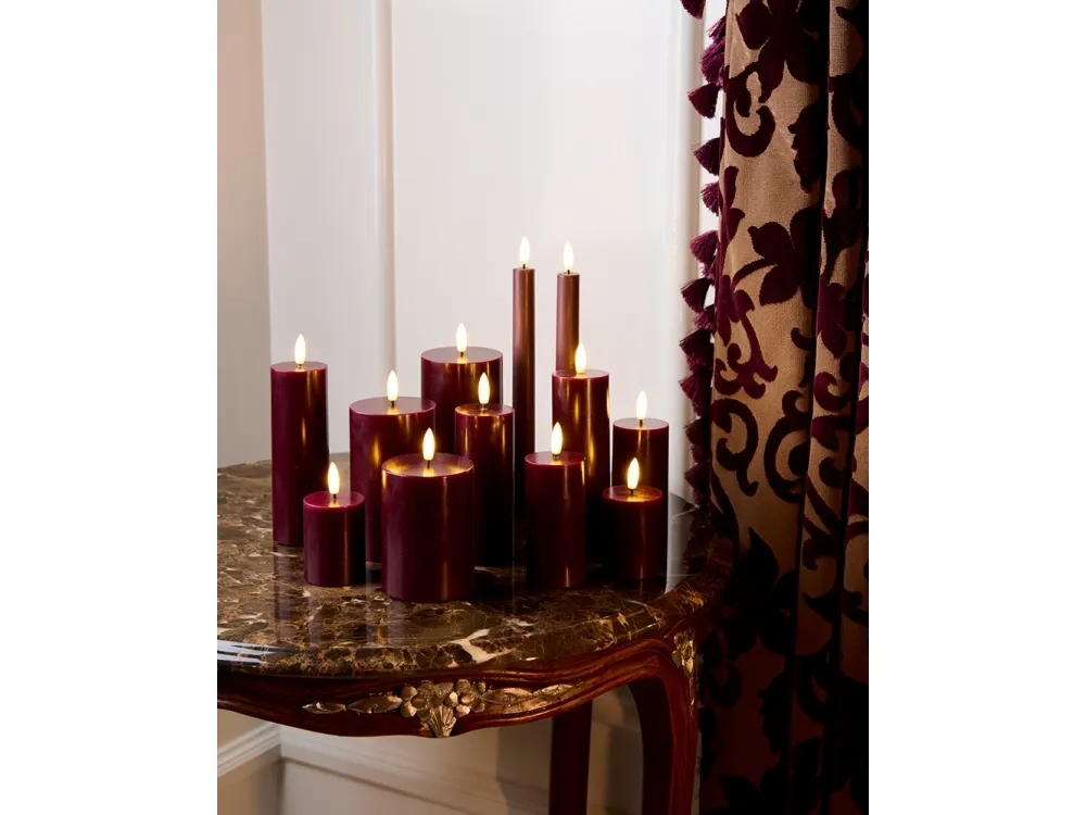Sirius Sille Genopladelig Kronelys Bordeaux - Ø 2 cm - H 25 cm - 2 stk