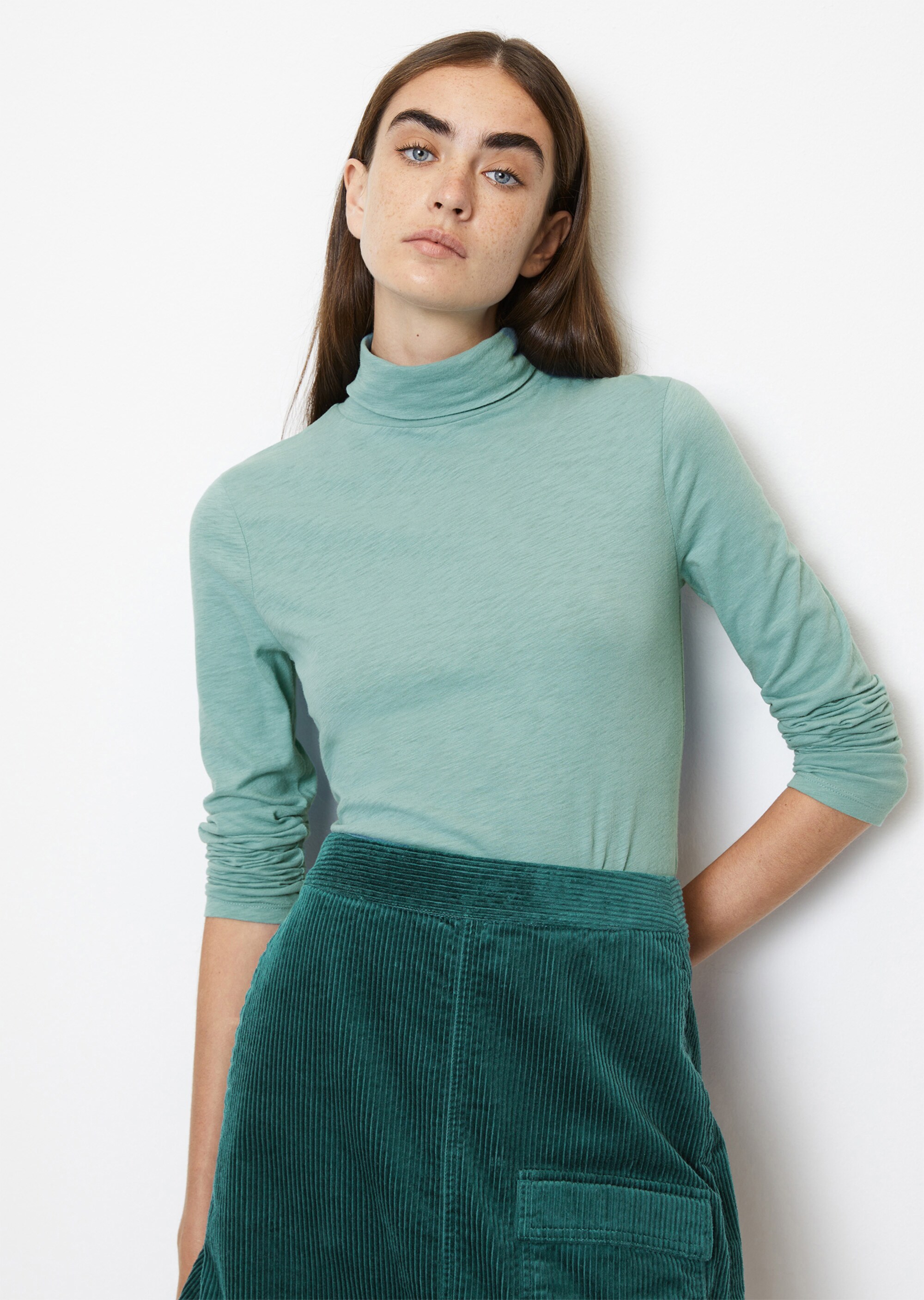DfC Rollkragen-Longsleeve shaped aus Organic Cotton
