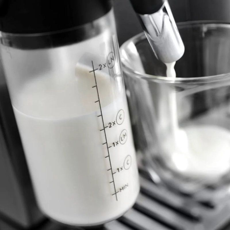 De'Longhi - Magnifica Evo ECAM292.81.B - Volautomatische Espressomachine - Zwart - Met LatteCrema Technology