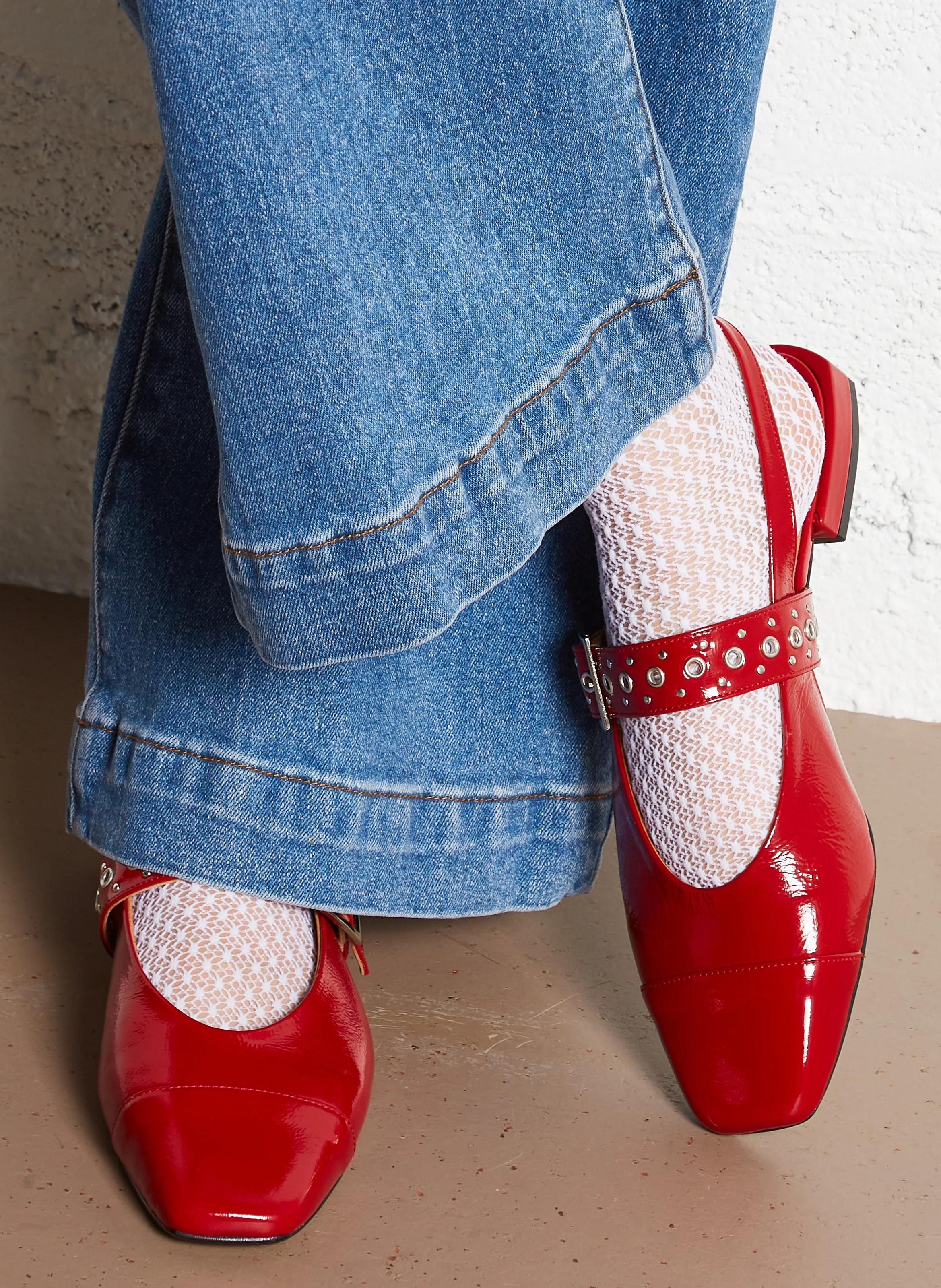 MIRABELLE - Sandales plates en cuir vernis | Rouge