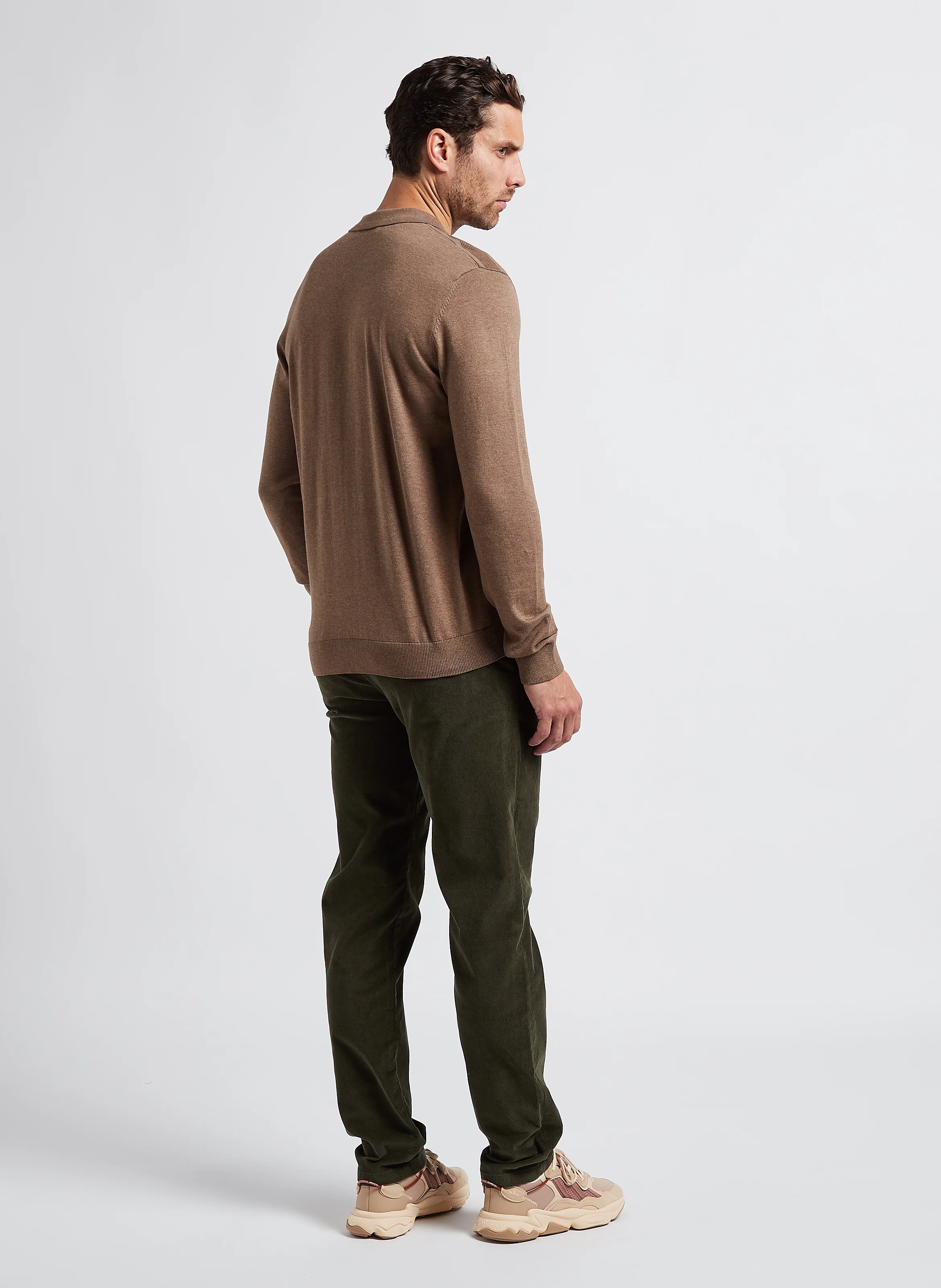 Pantalon droit en velours de coton bio mélangé | Vert