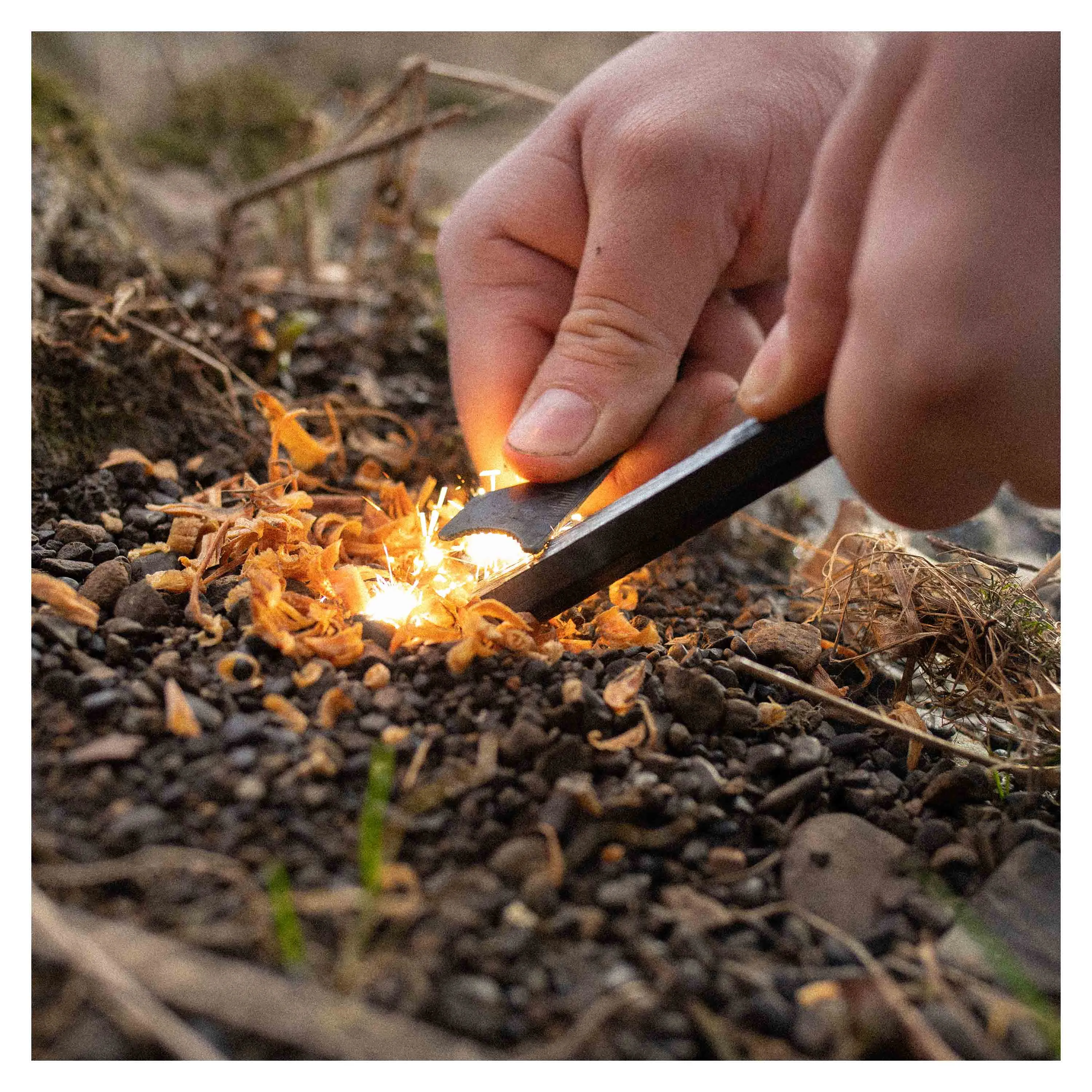 Survival Stuff -  Survival Stuff Feuerstahl HEXA klein schwarz