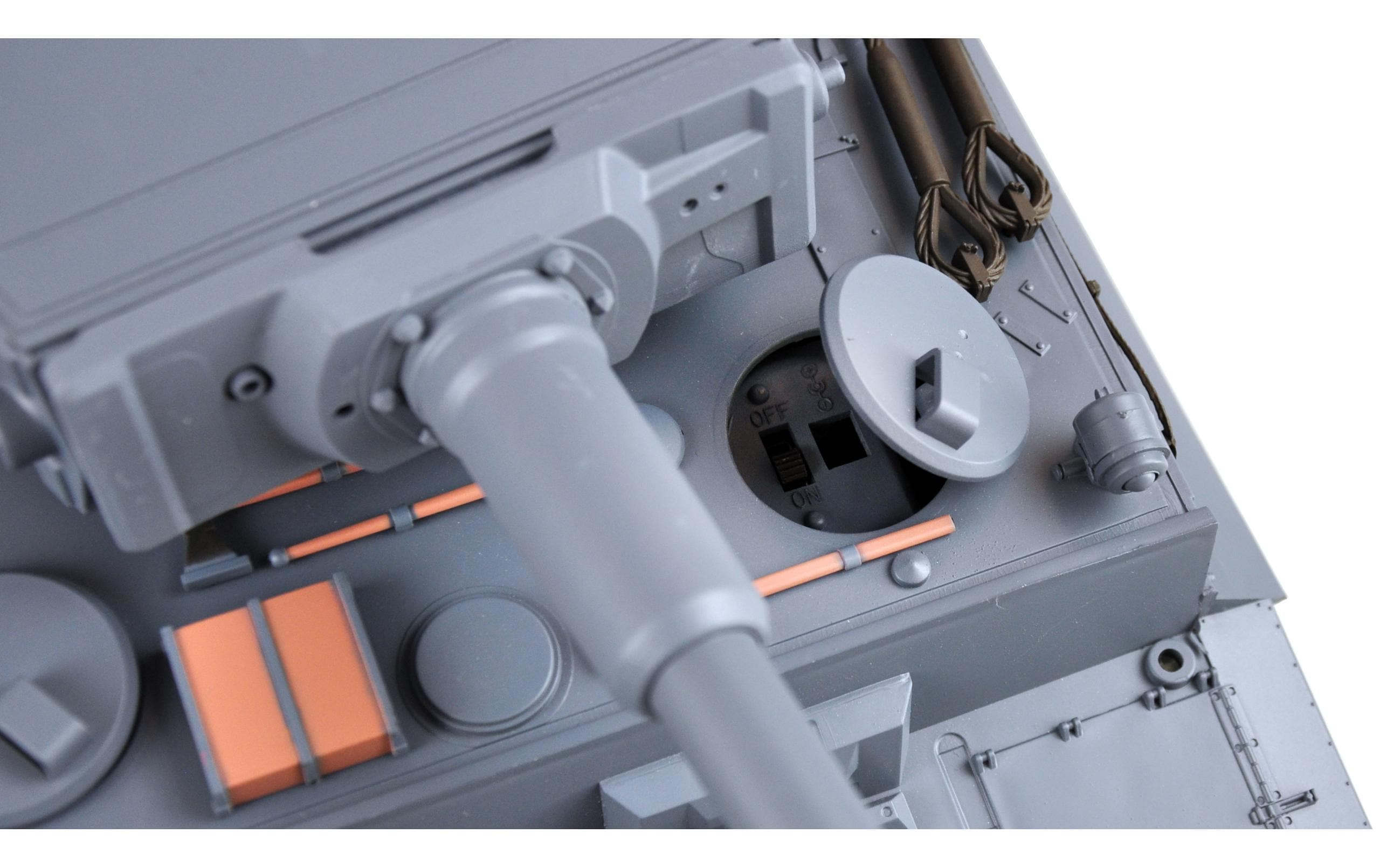 Panzer Tiger I, Standard Line IR/BB, 1:16, RTR<br>Detailgetreues Panzermodell mit BB Kanone