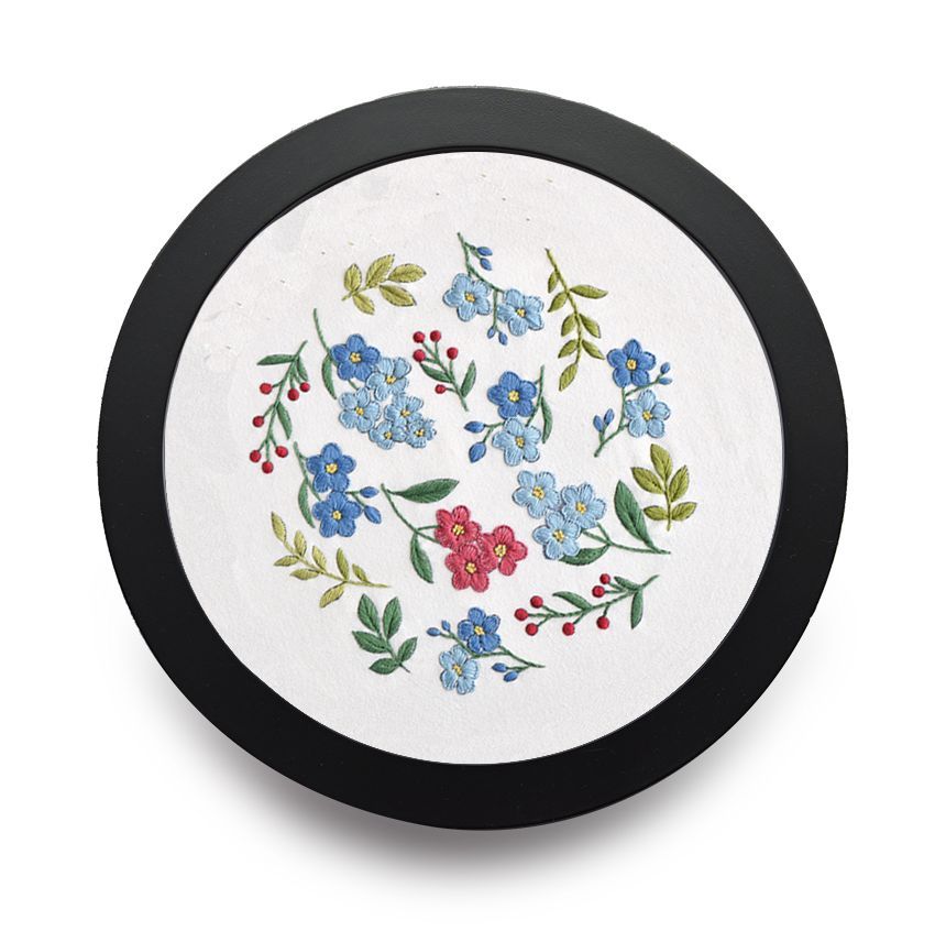 Embroidery Kingdom - DIY-borduurset met bloemen