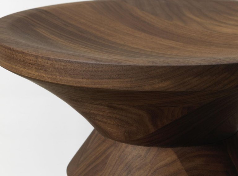 Vitra Stools bijzettafel Model C Chestnut