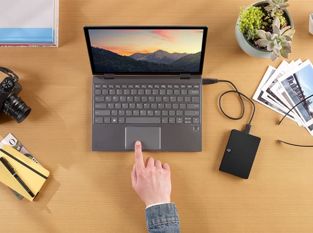 Seagate Expansion Plus bærbart hard drive (5 TB)