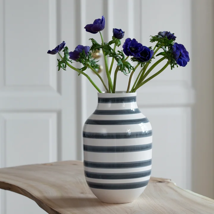 Kähler Design - Omaggio Vase H 12,5 cm, schwarz