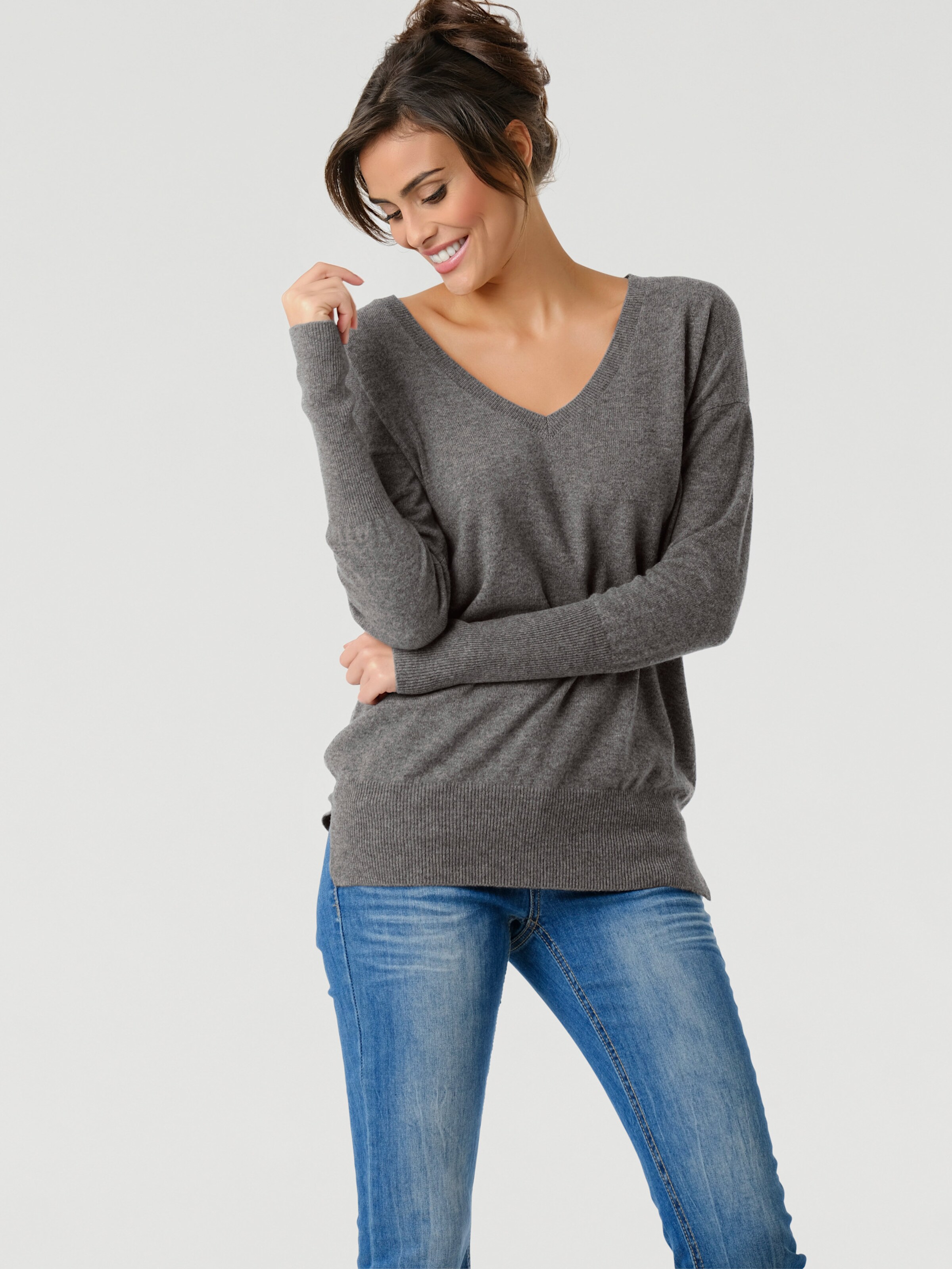 V-Pullover