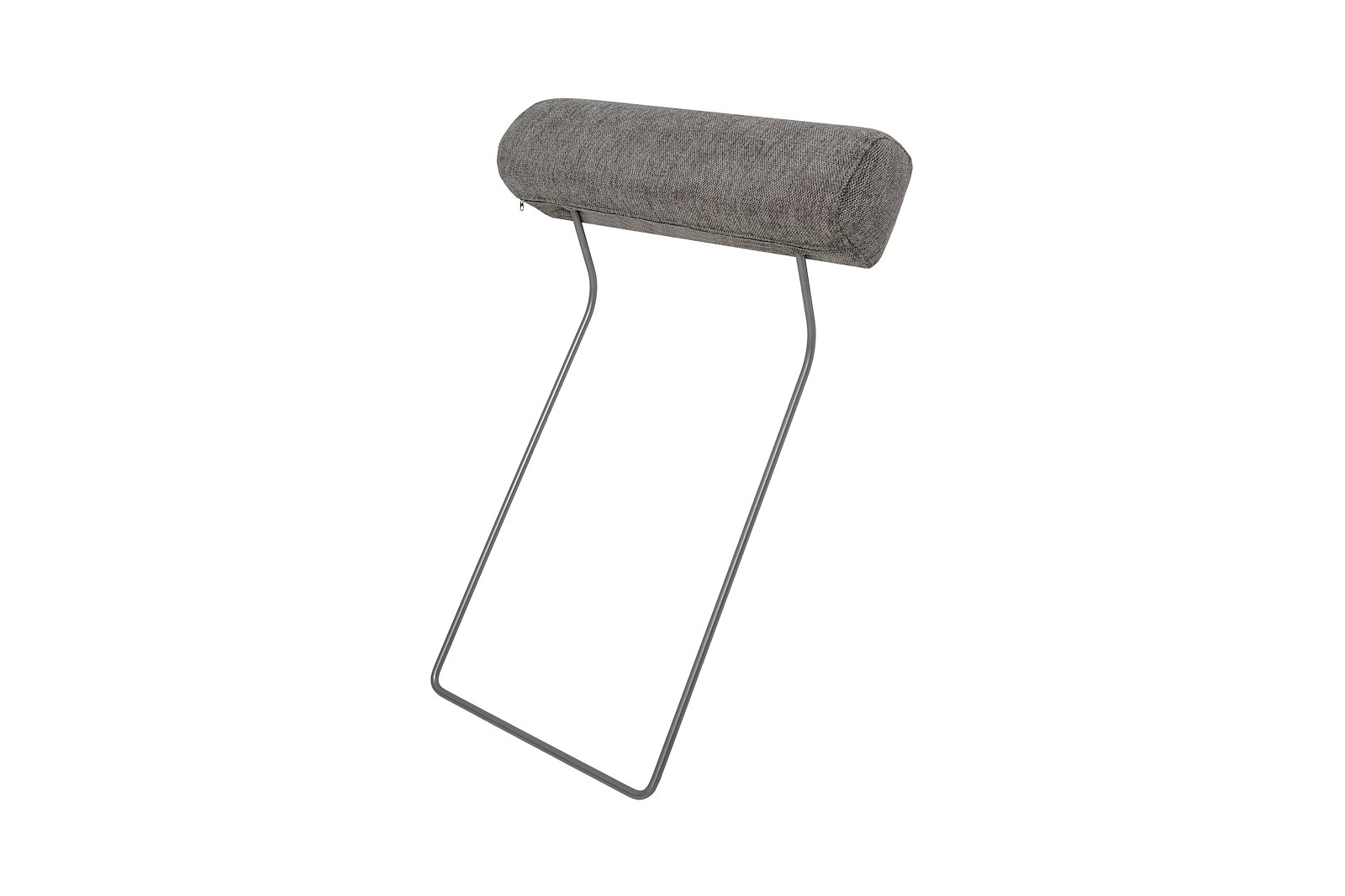 Hedda nakkestøtte Tekstil Brego 14 latte med hvitoljede eikeben (1) og 18 cm arm (F).