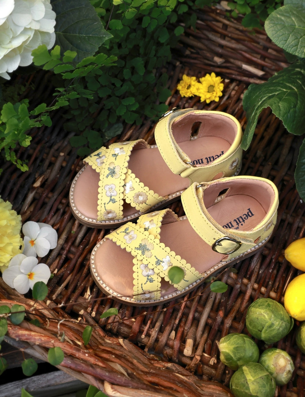 Flower Crossover Sandal - Lemon Meringue