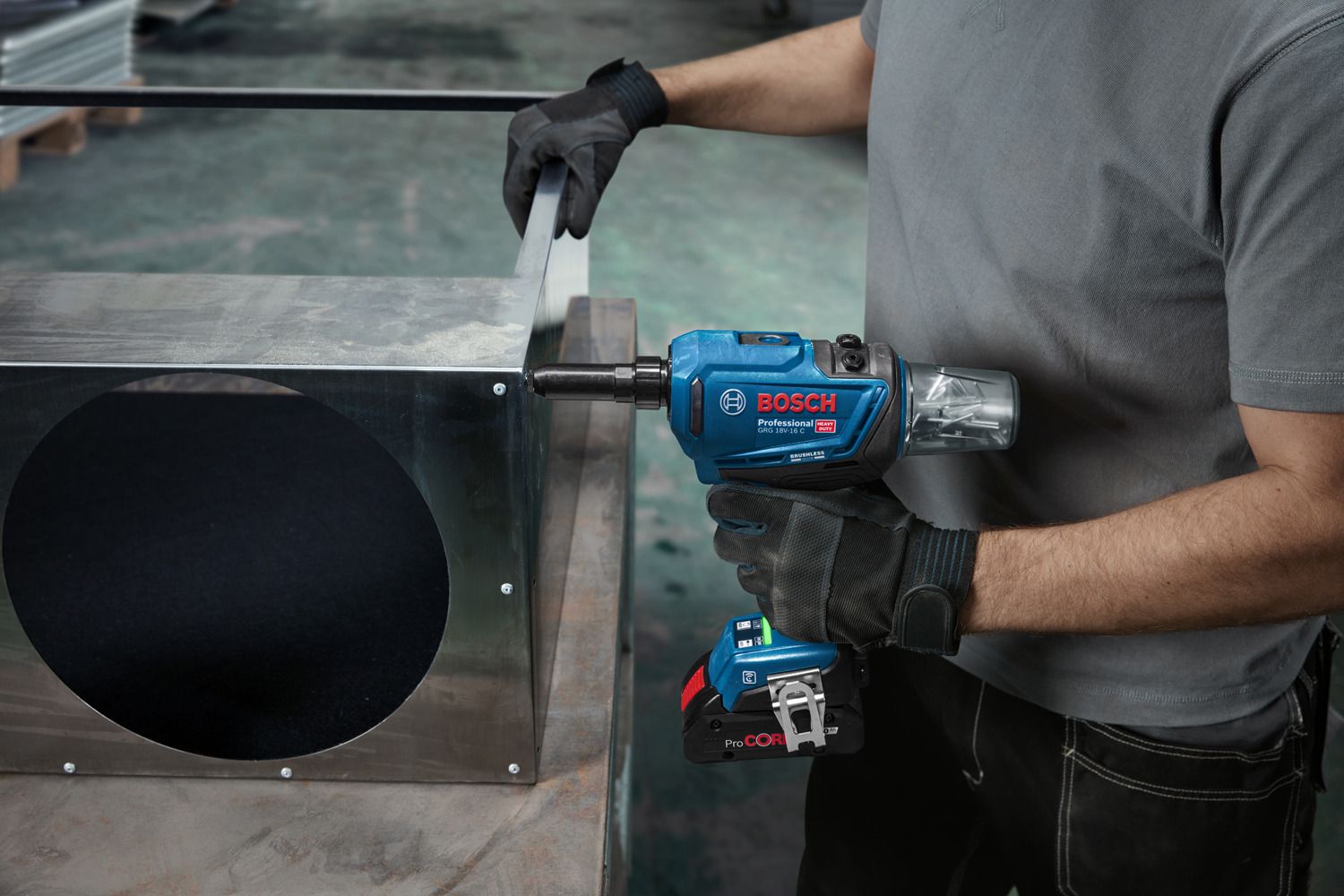 Bosch Professional GRG 18V-16 C Accu popnageltang 18V Basic Body in L-Boxx - 06019K5002