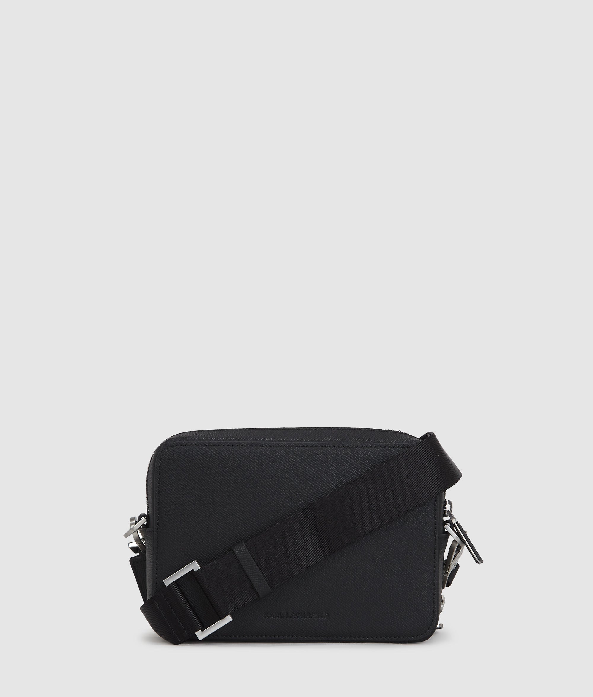 K/Monogram cameratas
