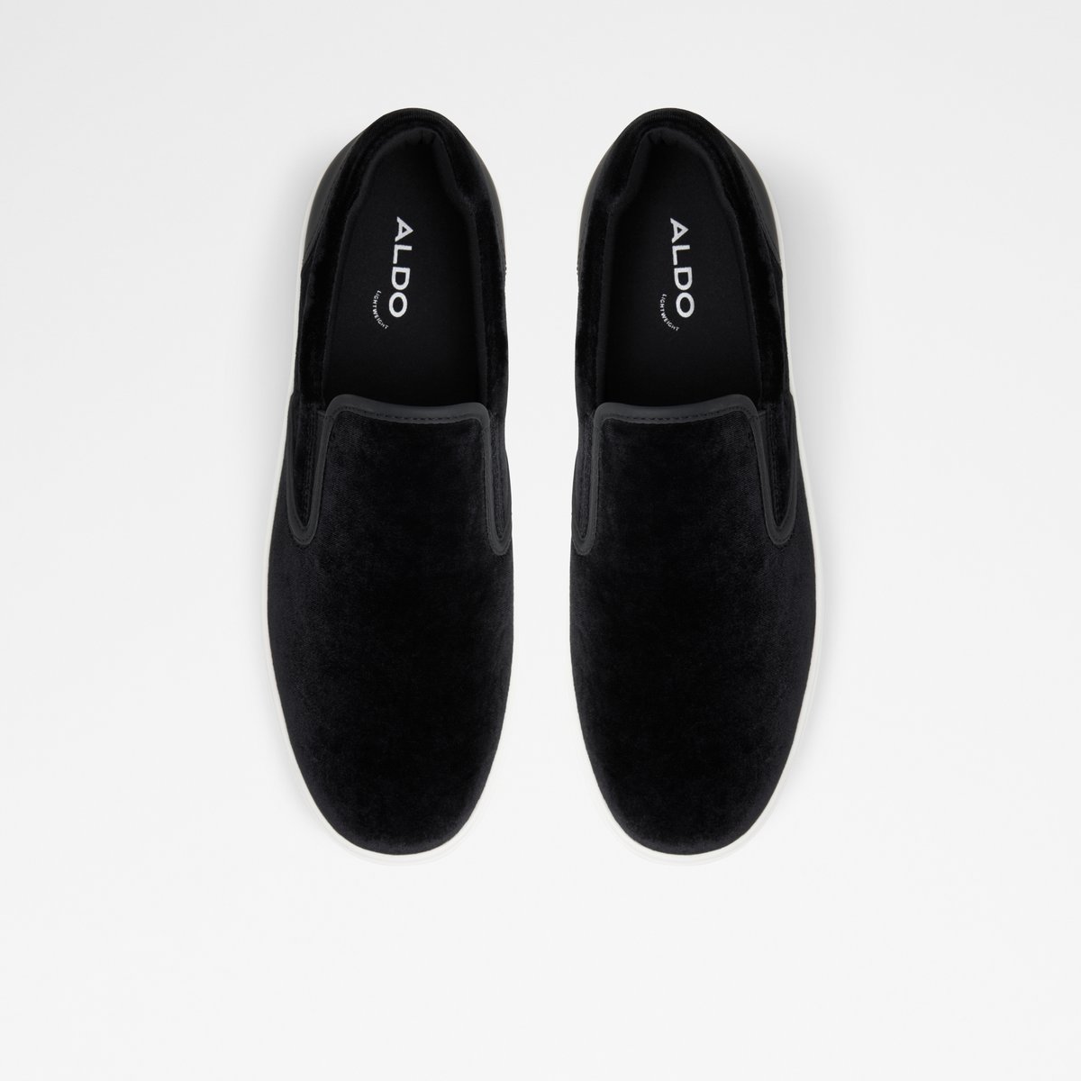 Proton Black Men Low top