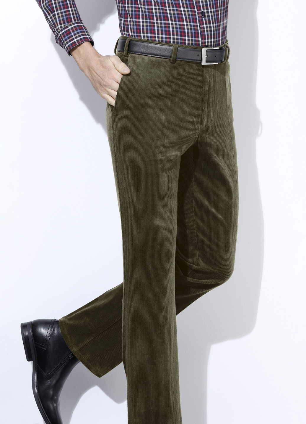 Cordhose mit Dehnbund in 3 Farben