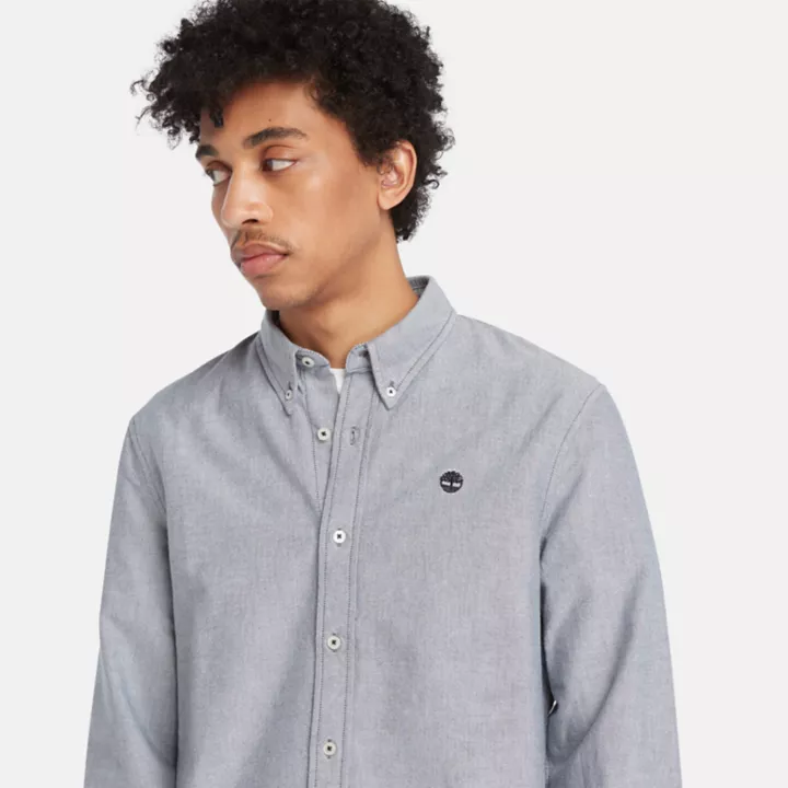 Camisa Oxford de manga comprida para homem, na cor cinza.
