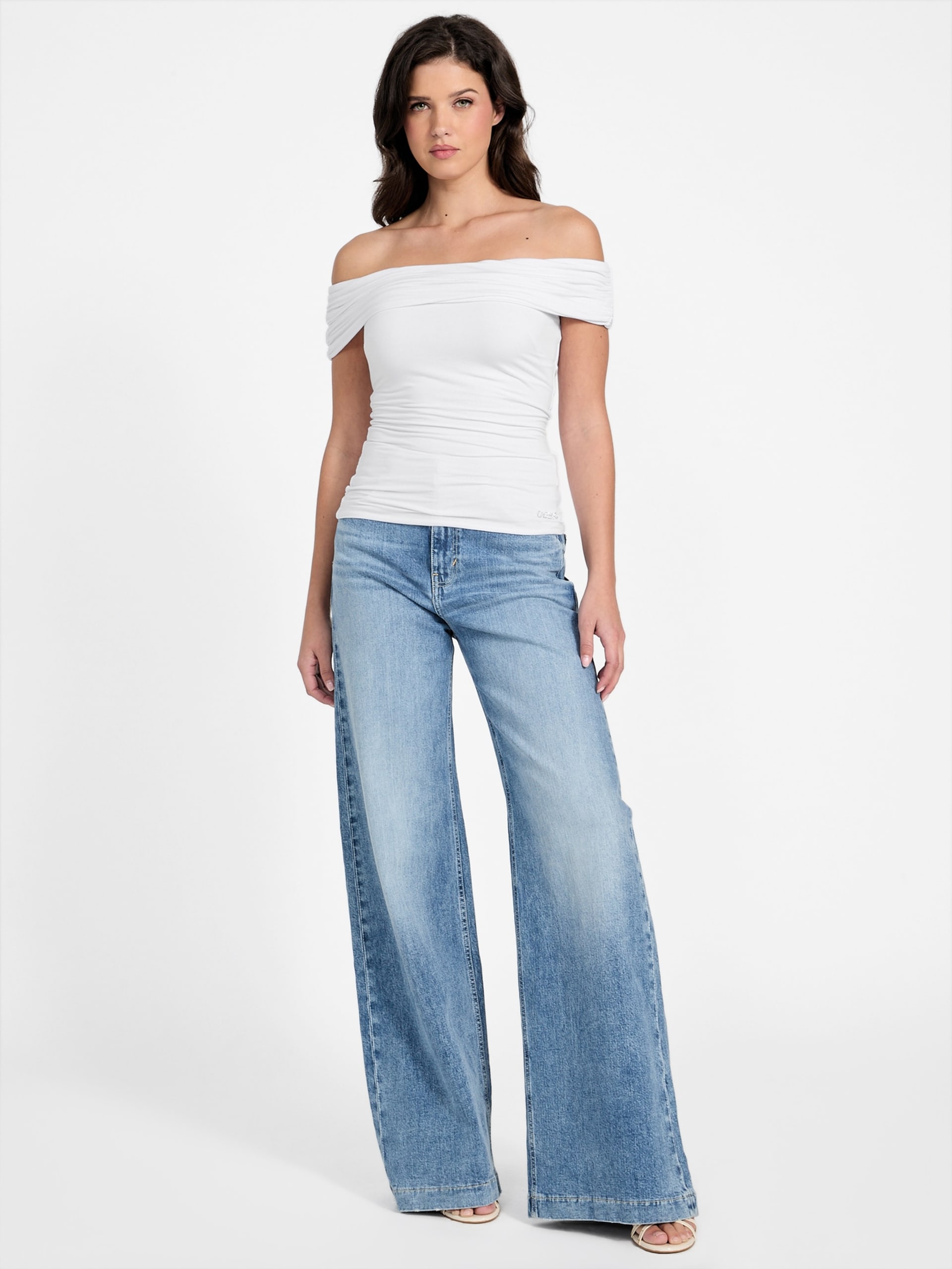 Blusa Eco Charlotte com ombros à mostra