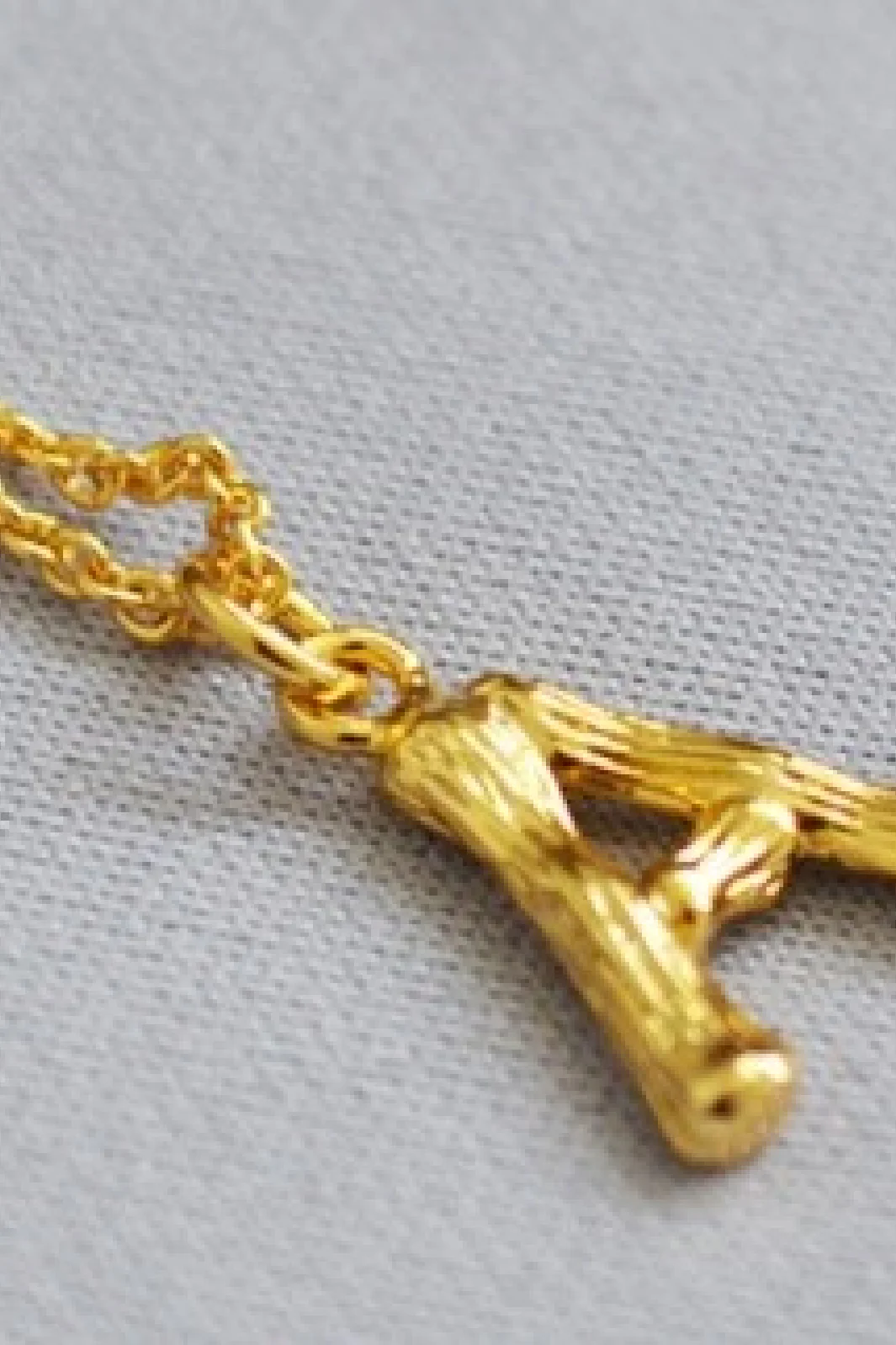 Mellow Moon Letter Rustik Necklace