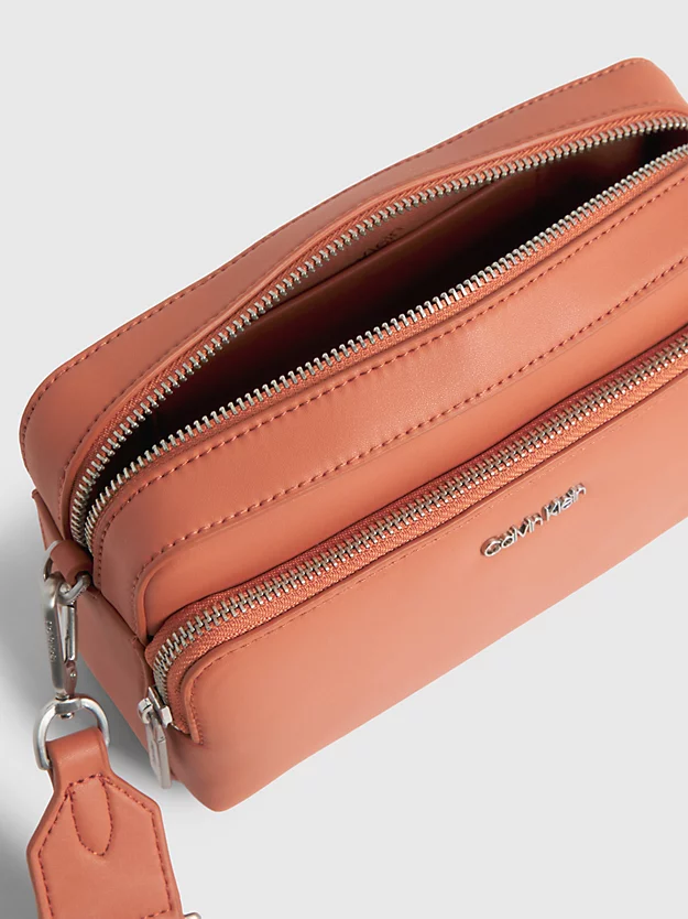 Bolsa de ombro em couro sintético