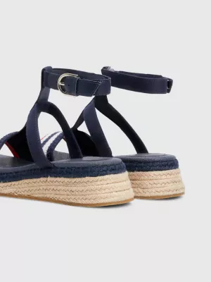 Sandálias espadrille de plataforma em crochê